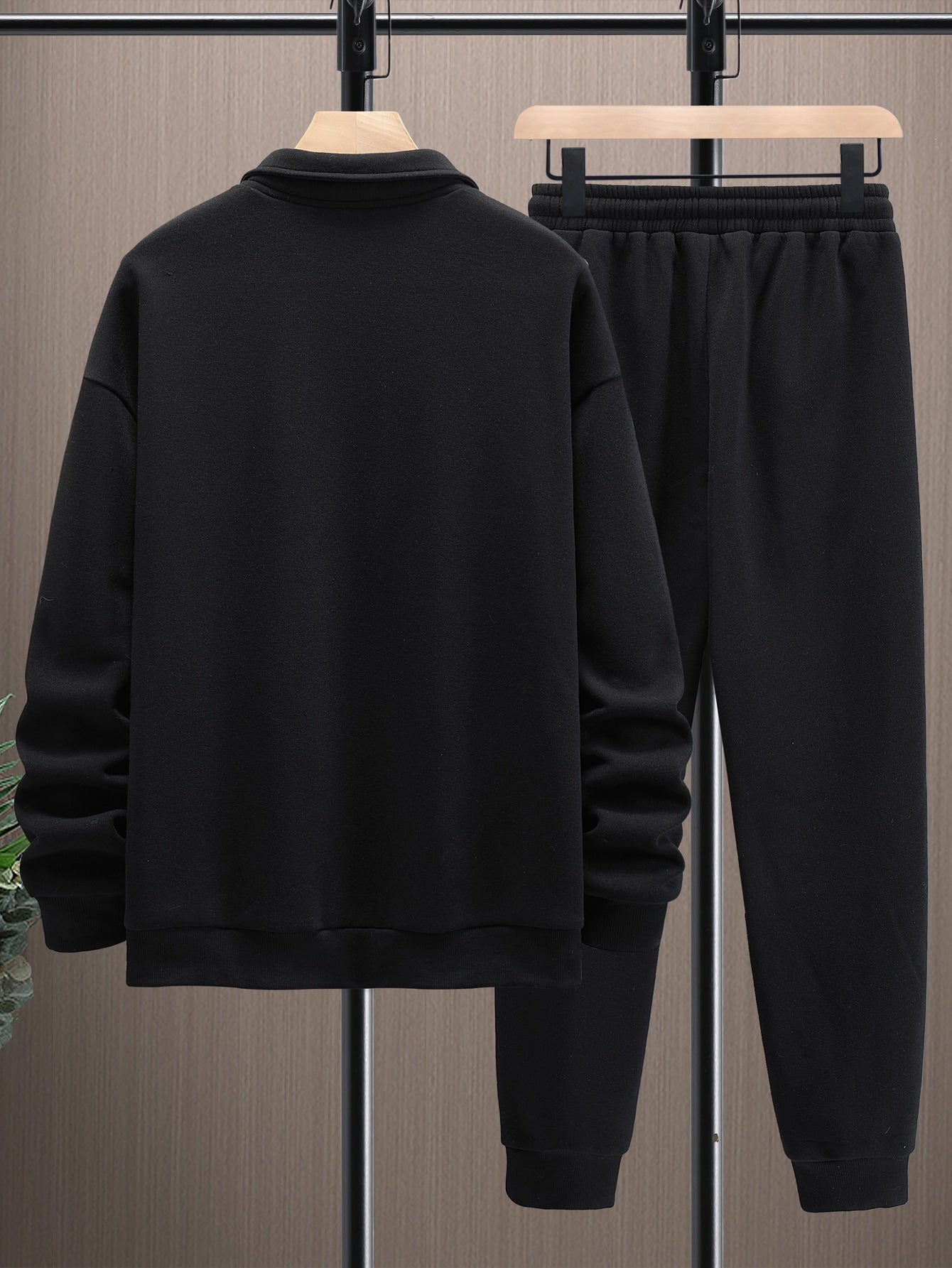 Manfinity Homme Men Casual Solid Half Zip Sweatshirt