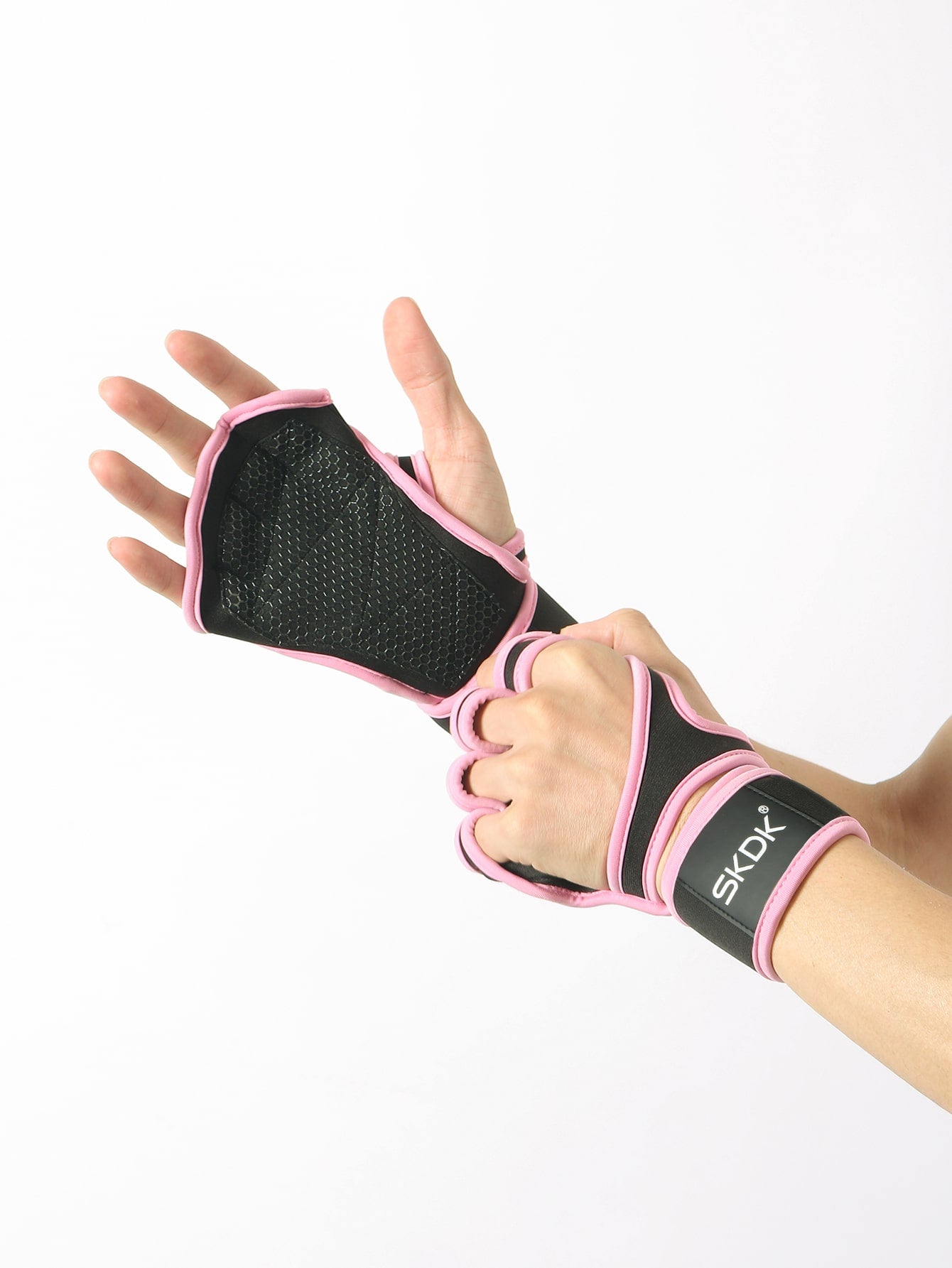 SKDK 1pair Ventilated Weight Lifting Workout Gloves For Men Women, Built-In Wrist Wraps And Non-Slip Palm Silicone To Avoid Calluses, Exercise Gym Gloves For Cross Training Powerlifting