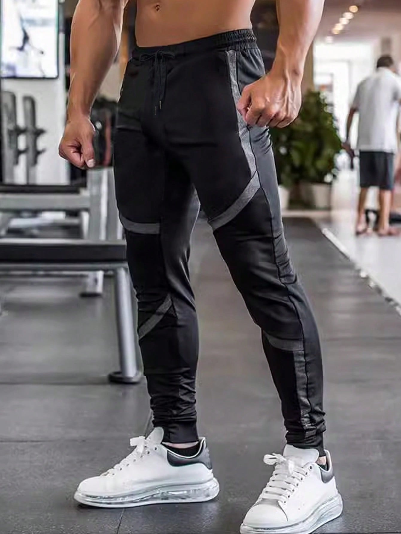 Manfinity Fitness Boyfriend Style Men Drawstring Waist Zipper Pocket Sports Pants