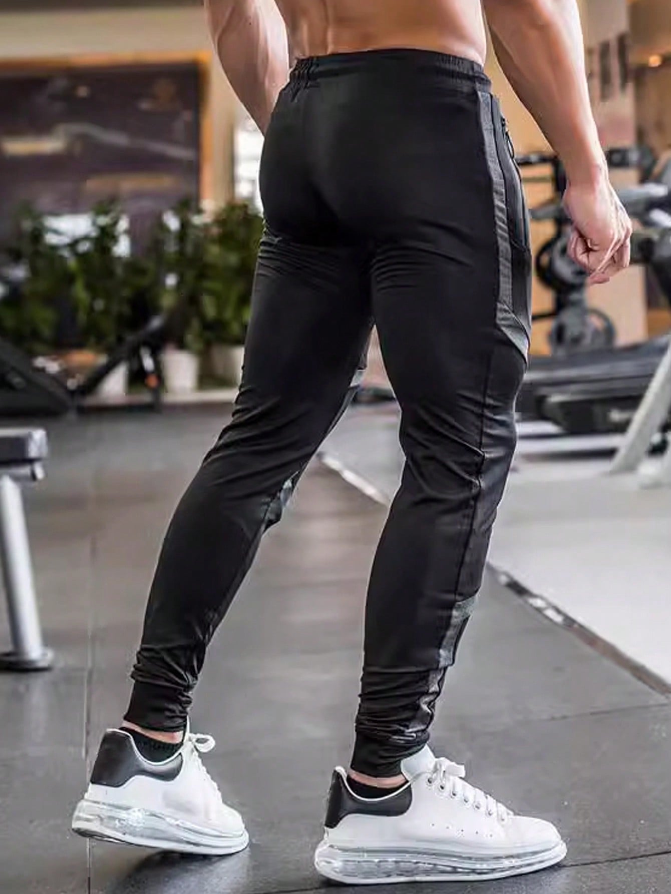 Manfinity Fitness Boyfriend Style Men Drawstring Waist Zipper Pocket Sports Pants