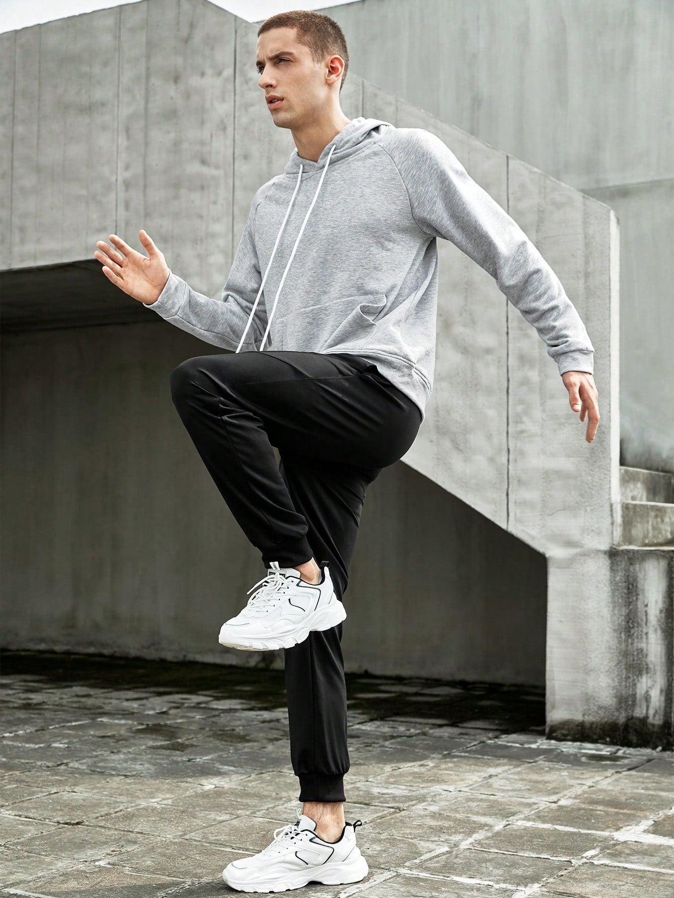 Manfinity Sport Corelite Men 1pc Raglan Sleeve Drawstring Sports Hoodie