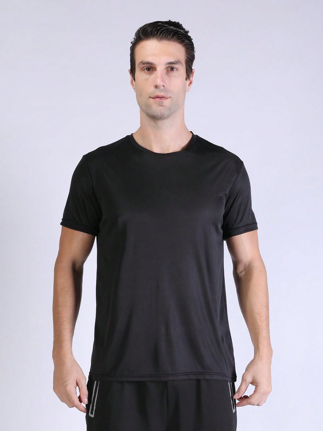 2PCS Quick Dry Shirt Solid Color Ultralight Quick Dry Sport T Shirt, Breathable Lightweight Top,Active Wear,Gym Clothes Gym Clothes Boyfriend Style Men Basic T Shirt