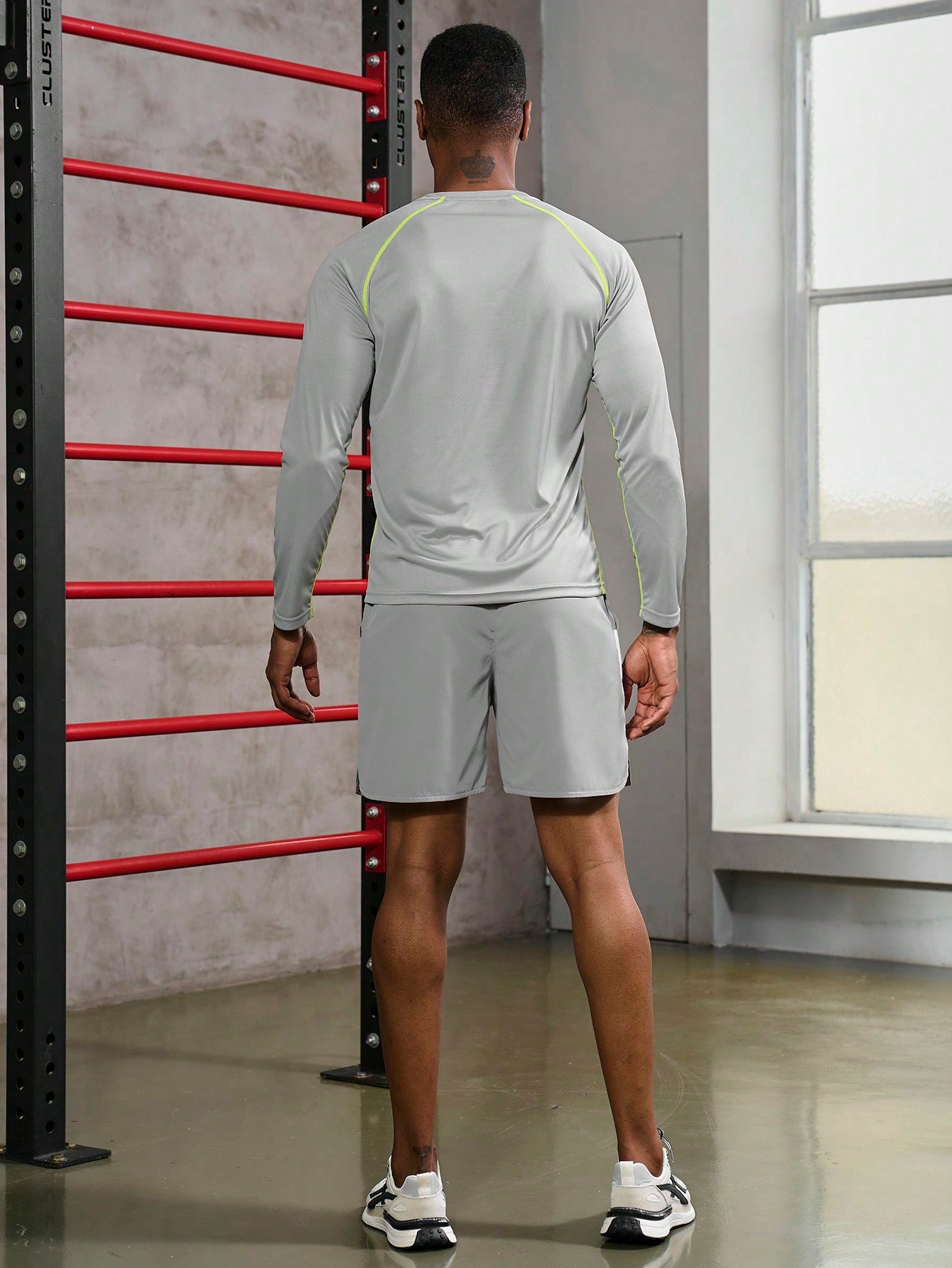 Manfinity Fitness Boyfriend Style Men Shorts Set Boyfriend Style Men Contrast Panel Sports Set, Athletic Suit, Tracksuit Workout Sets