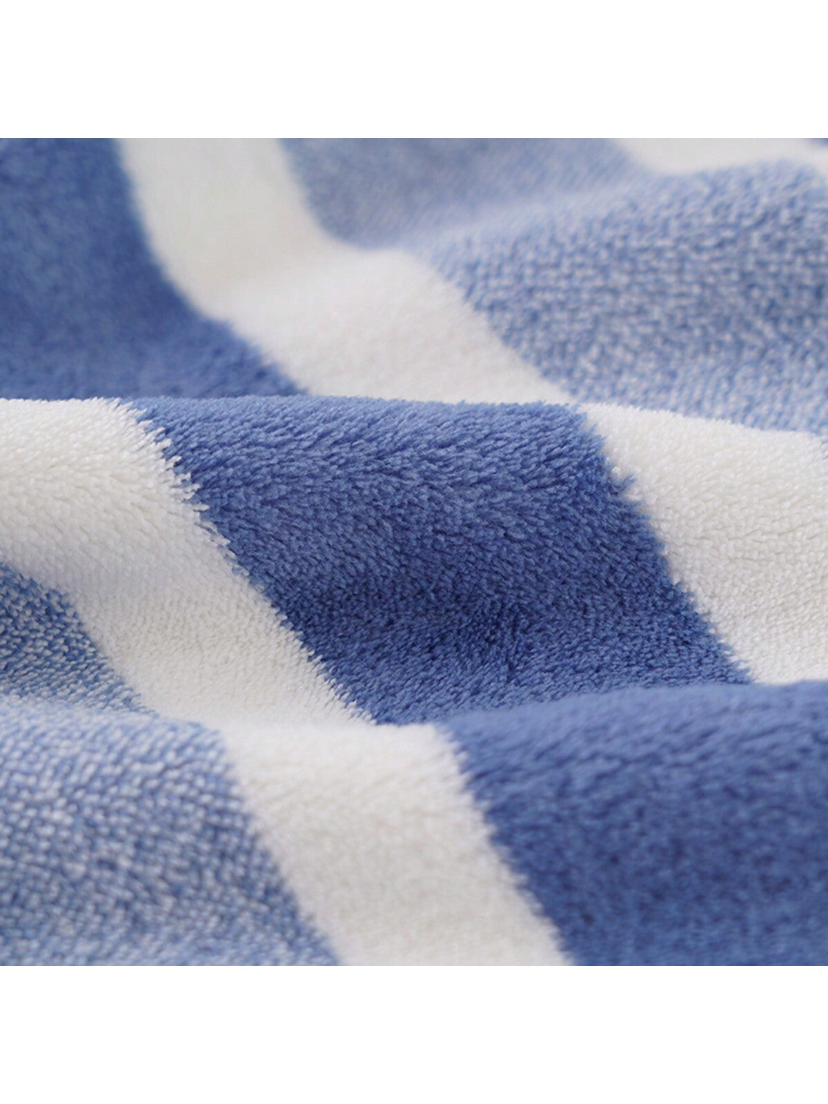 1pc Dark Blue Soft, Absorbent, Non-Shedding Wide Striped Coral Fleece Towel Or Bath Towel For Adults,For Hotel, Spa, Home Bathroom, Shower, Face Washing.