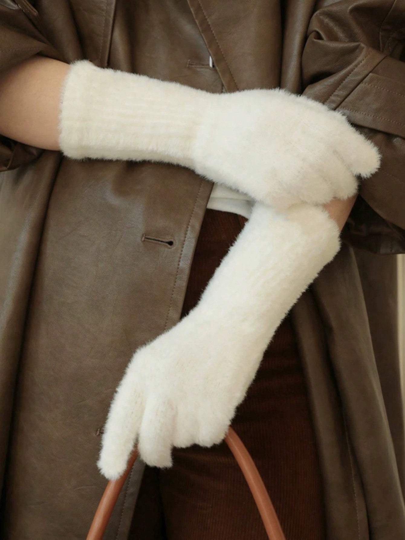 1 Pair Women's Elegant Solid Color Touchscreen Fuzzy Lined Warm Gloves For Autumn And Winter