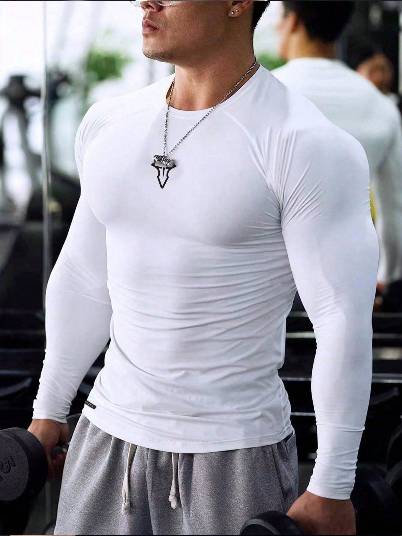 Manfinity Boyfriend Style Men's Casual Bull Print Round Neck Long Sleeve Fitness Workout T-Shirt, Sports