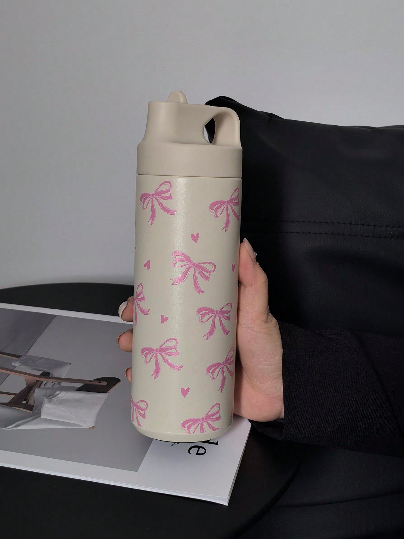 1pc 550ml/18.6oz Bow Heart Series Water Bottle, With Straw Cup, Original Double-Layer Stainless Steel Bottle, Keeps Drink Hot Cold, Travel And Outdoor Cup, Gym And Sport Bottle, Flat Bottom Cup, Car Cup, Seasonal Drinkware, Holiday Gift