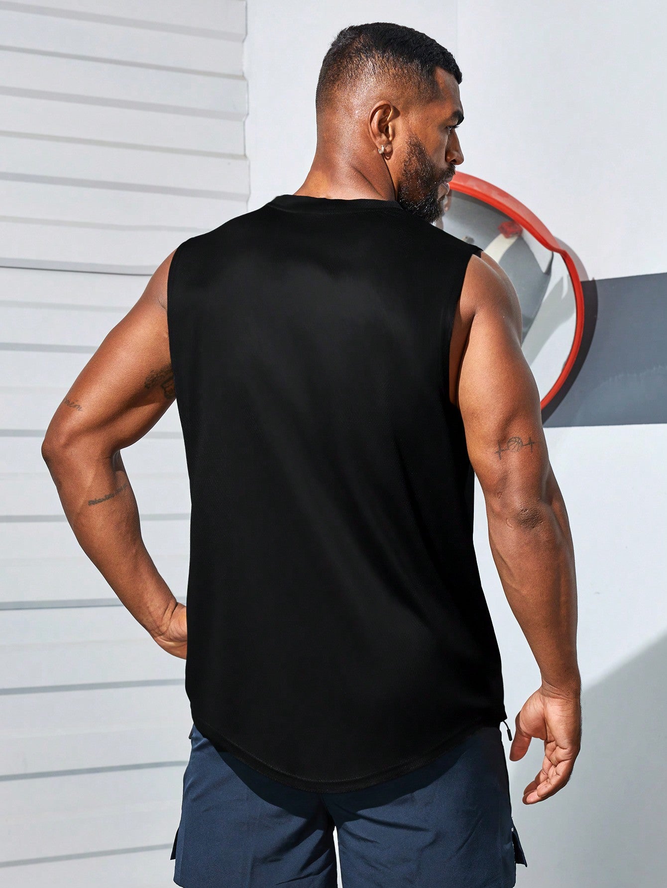 Manfinity Boyfriend Style Men's Multicolor Round Neck Sleeveless Summer Sports Vest
