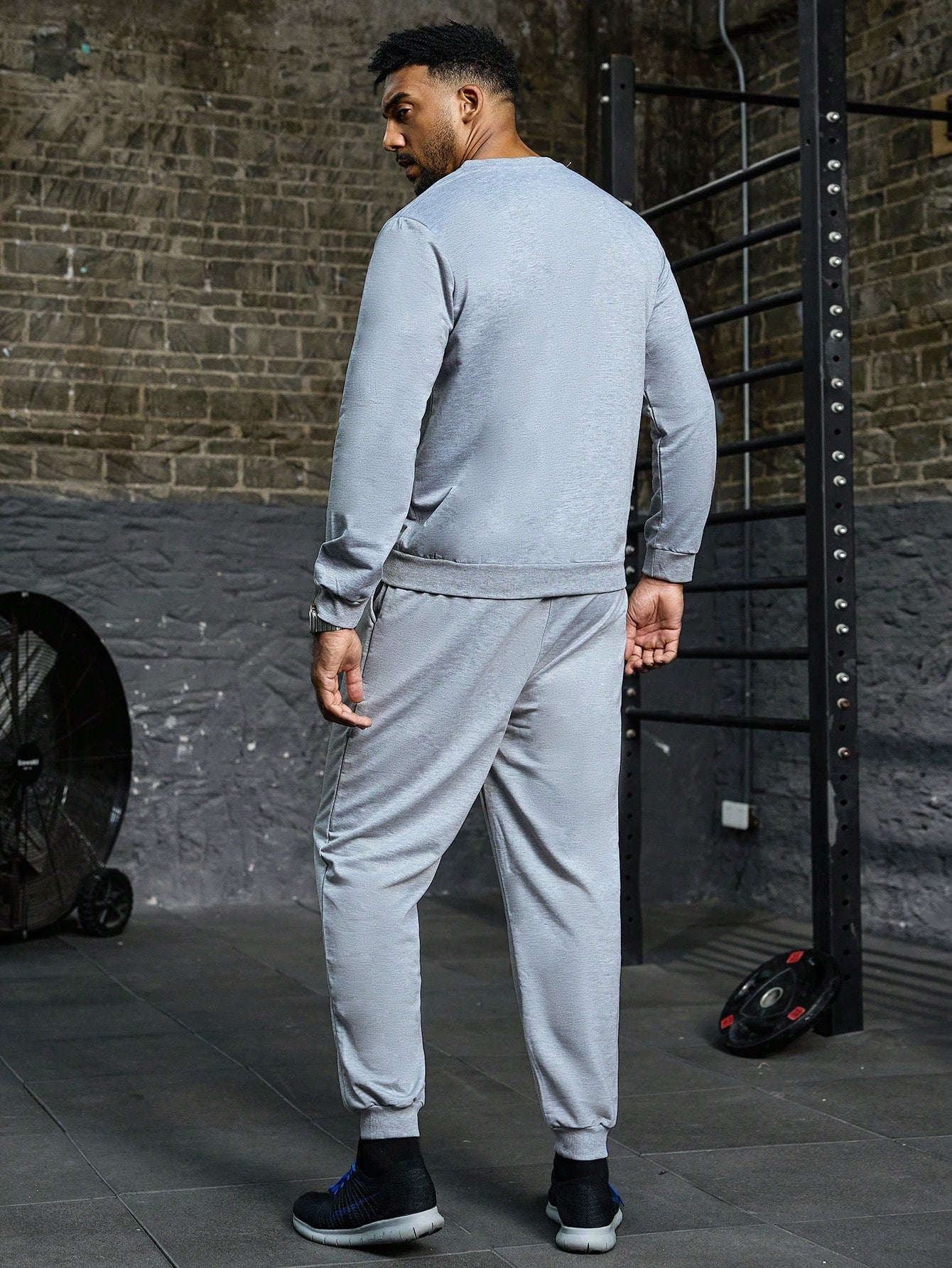 Manfinity Sport Corelite Boyfriend Style Men's Letter Printed Sweatshirt And Sweatpants Sports Suit