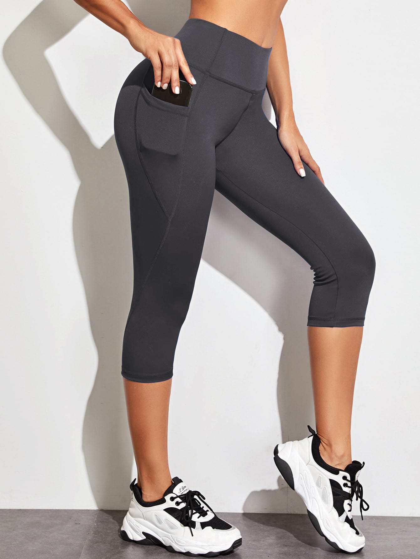 Wide Waistband Sports Leggings With Phone Pocket