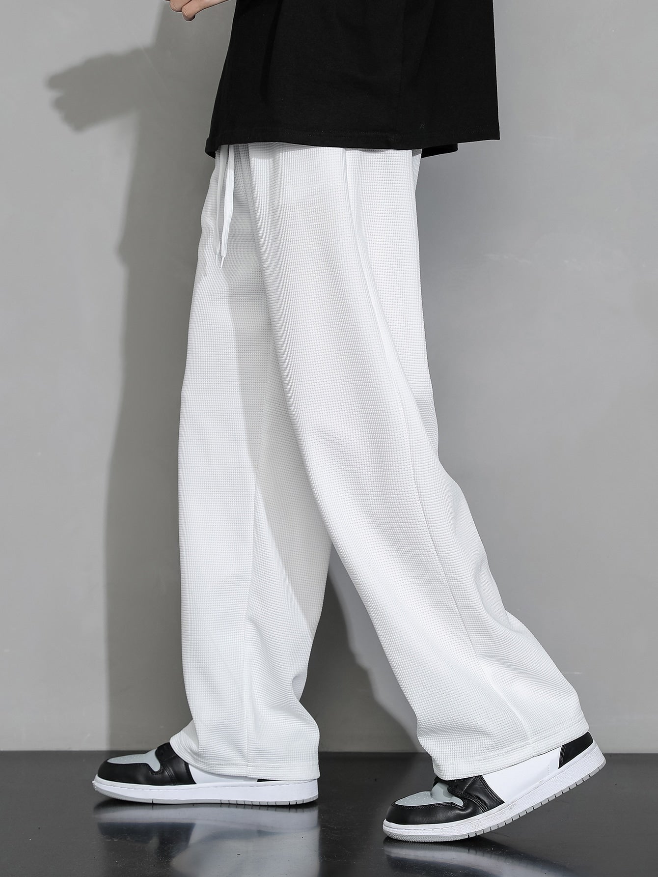 Men Drawstring Waist Wide Leg Pants