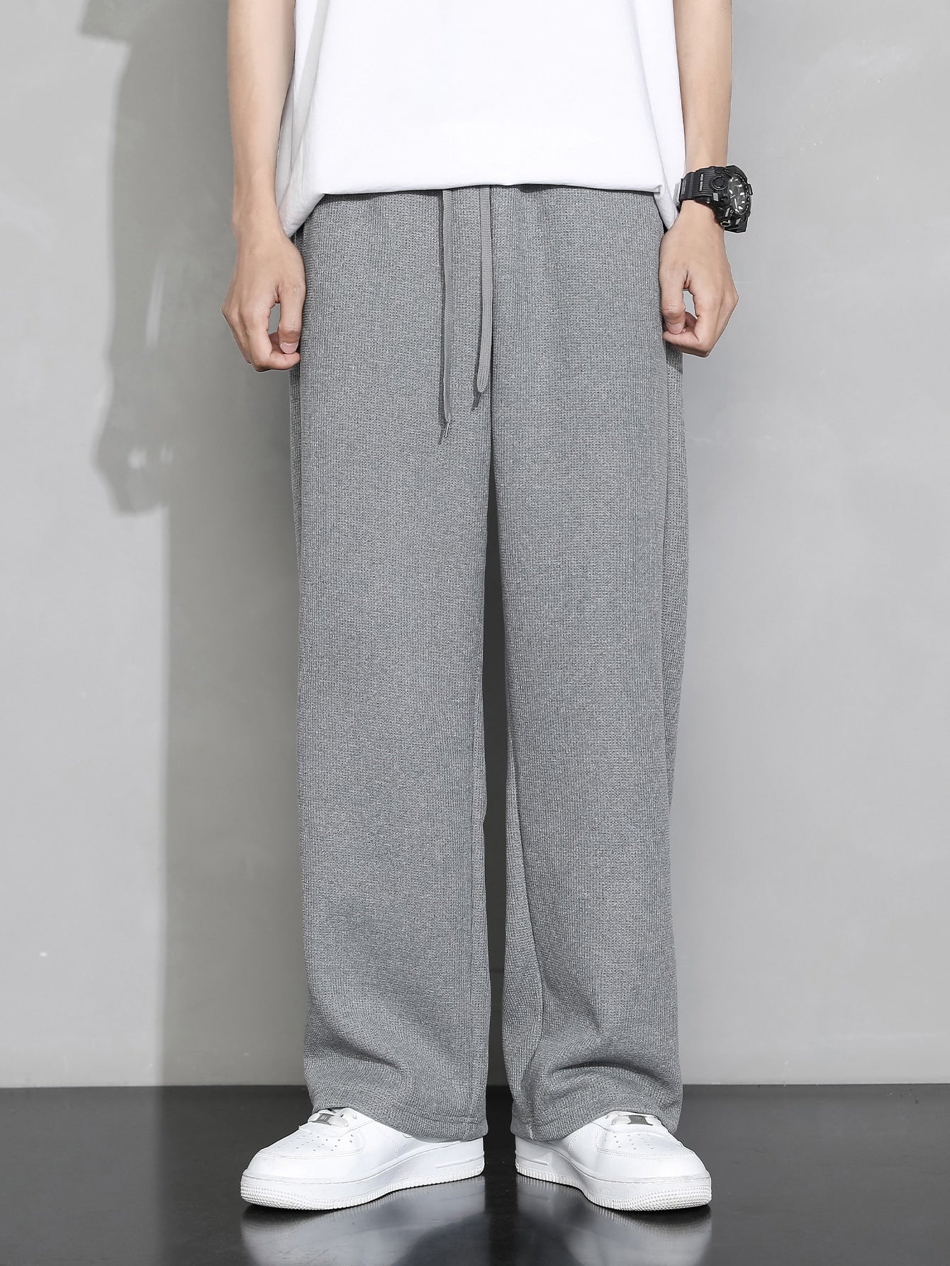 Men Drawstring Waist Straight Leg Pants