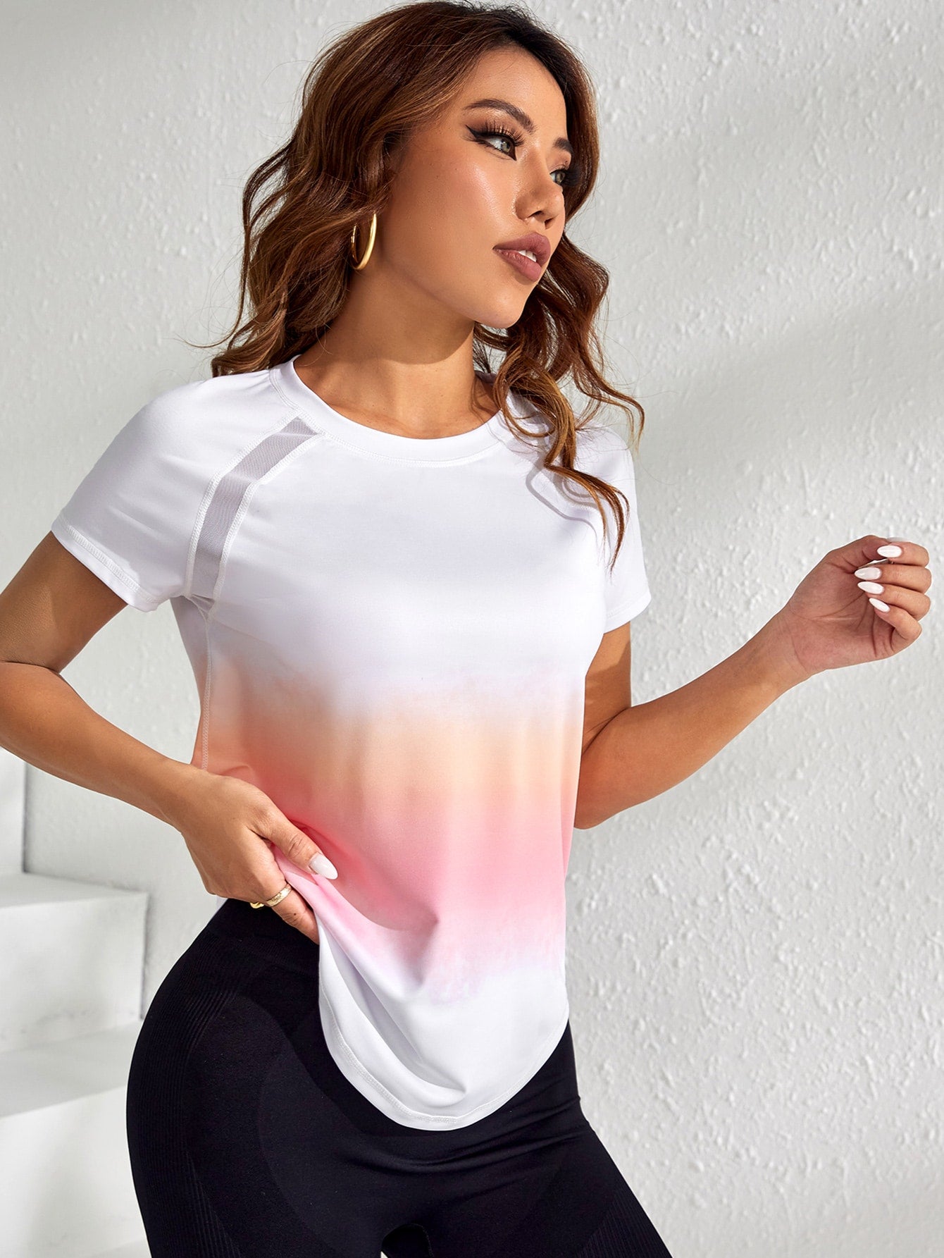 SHEIN Sport Exploreva Ombre Raglan Sleeve Curved Hem Sports Tee