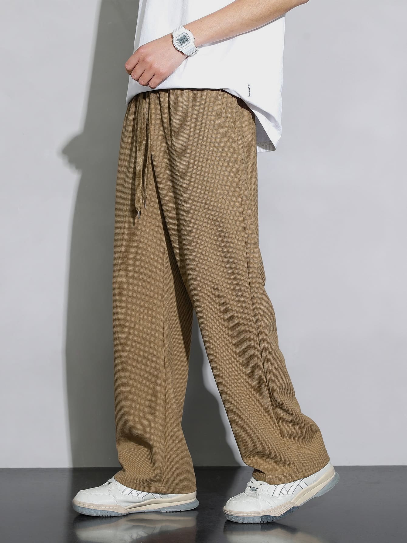 Men Drawstring Waist Straight Leg Pants