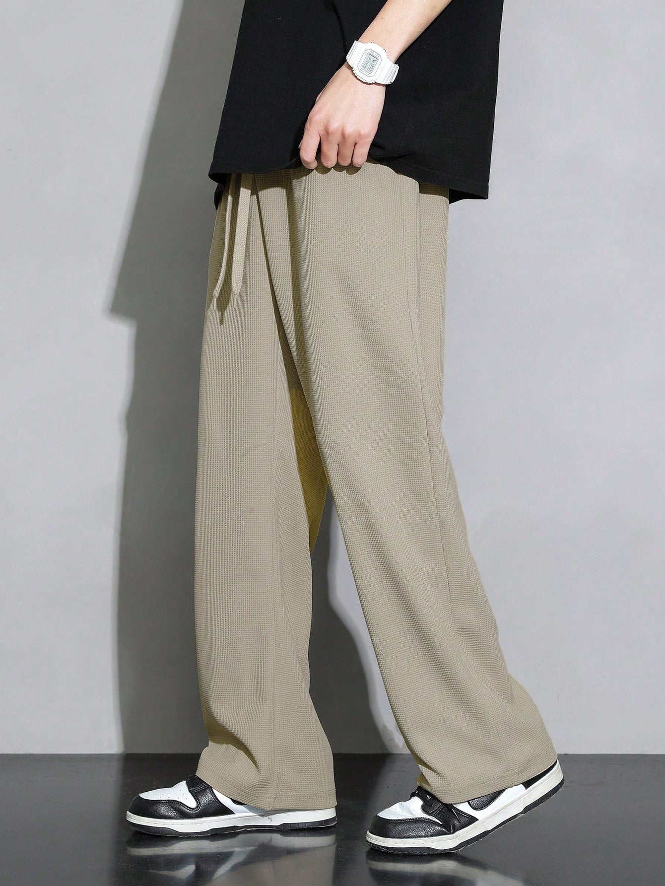 Men Drawstring Waist Straight Leg Pants