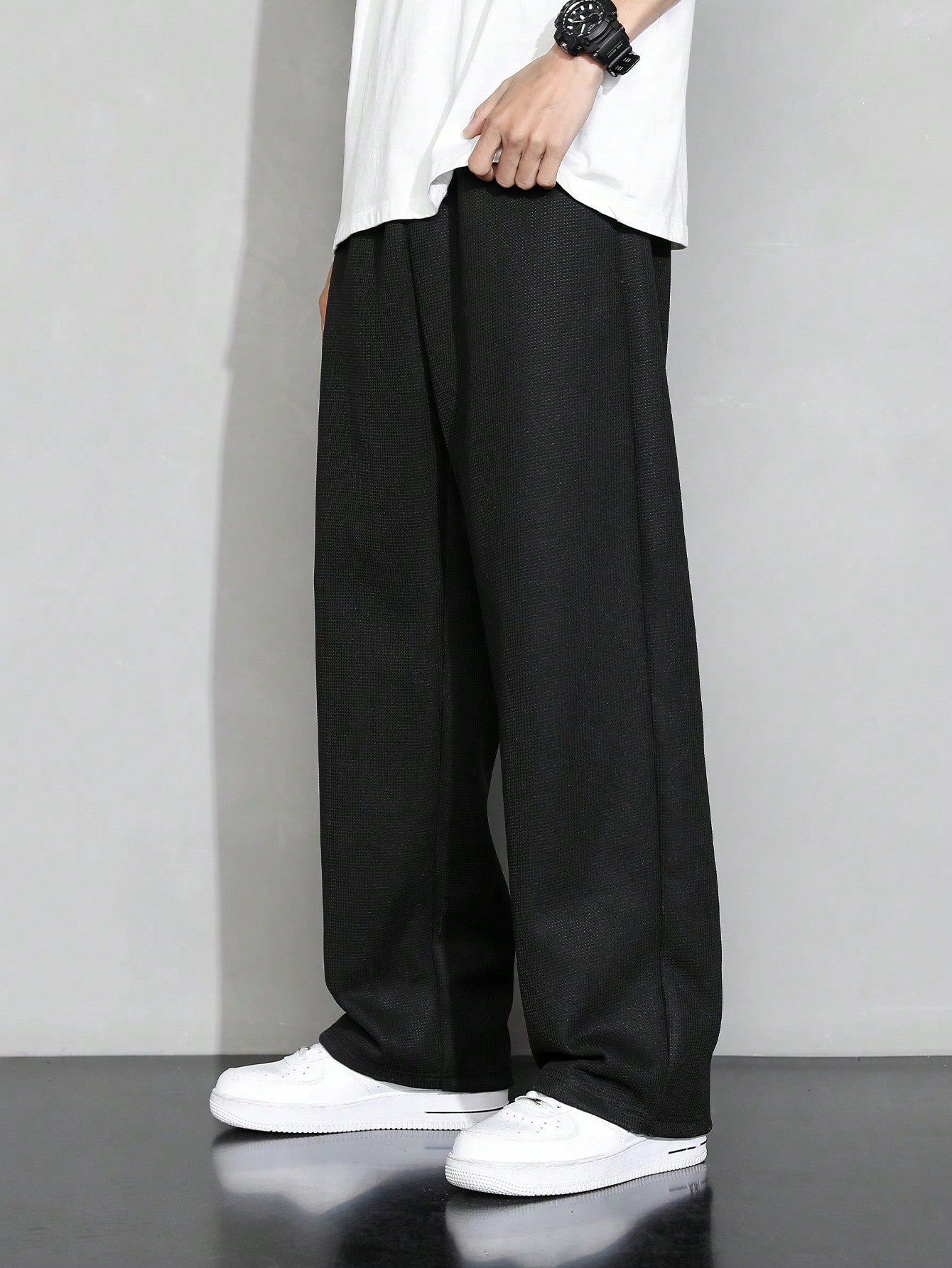 Men Drawstring Waist Straight Leg Pants