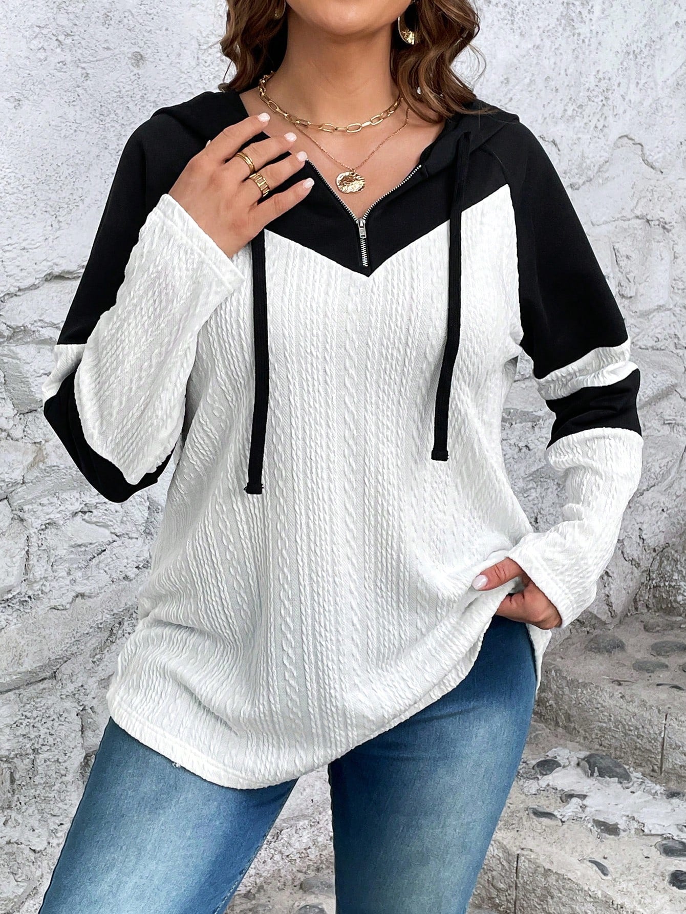 ROSE Plus Colorblock Raglan Sleeve Drawstring Hooded Sweatshirt