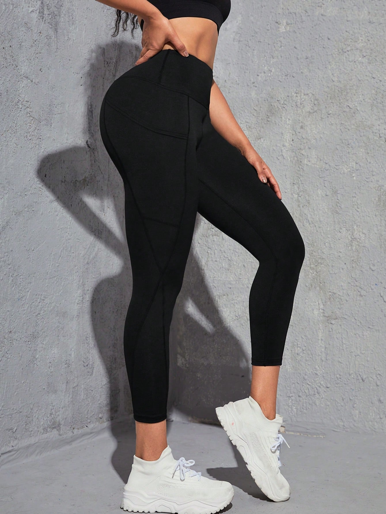 Sport Studio Wide Waistband Sports Leggings With Phone Pocket