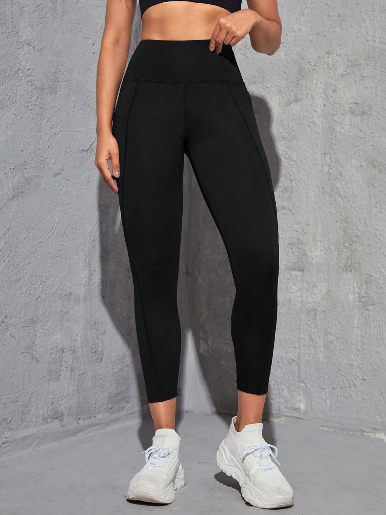 Sport Studio Wide Waistband Sports Leggings With Phone Pocket