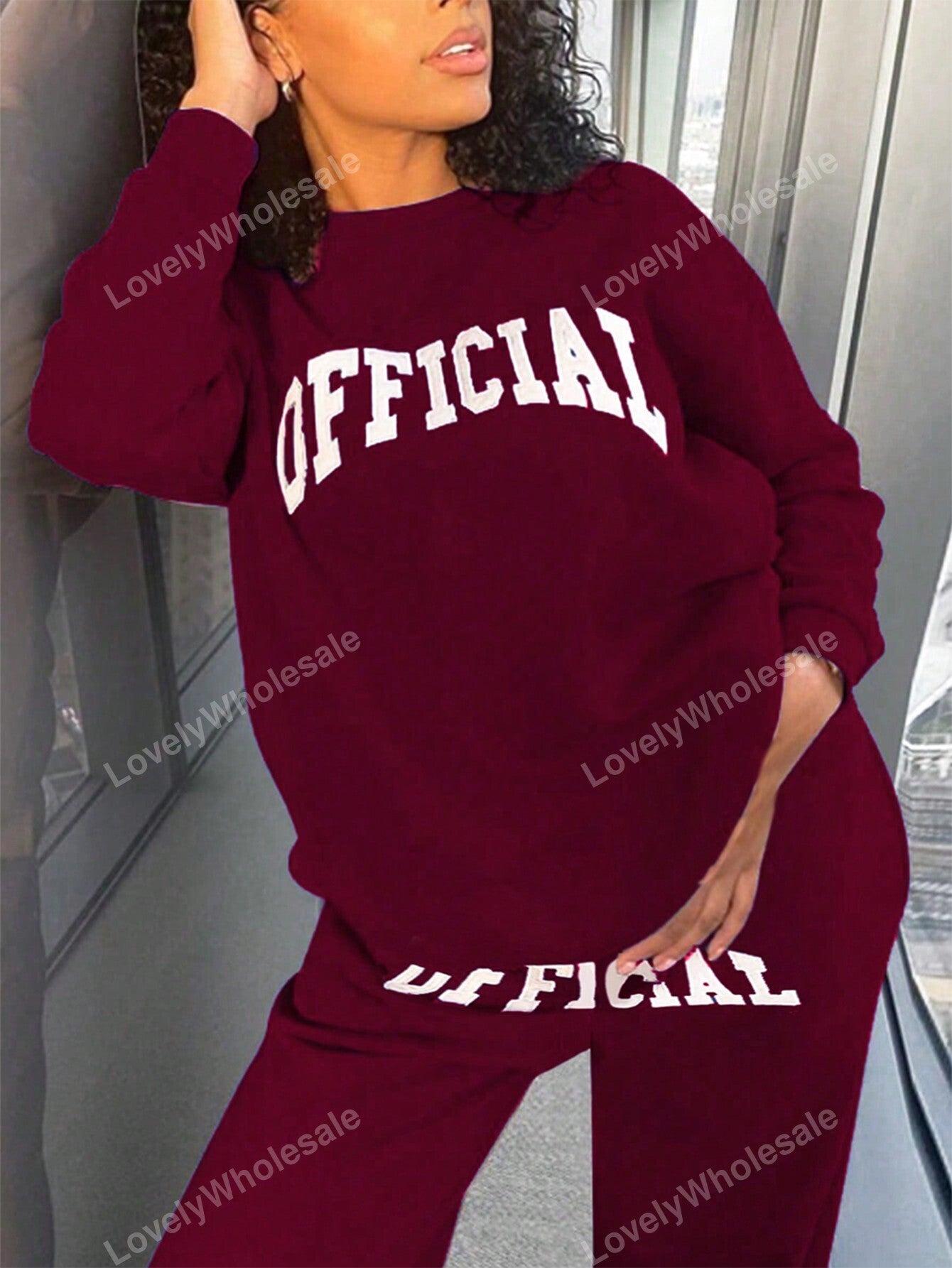 LovelyWholesale Women'S Casual Round Neck Off Shoulder Long Sleeved Letter Printed Sweatshirt And Pants Set For Autumn And Winter