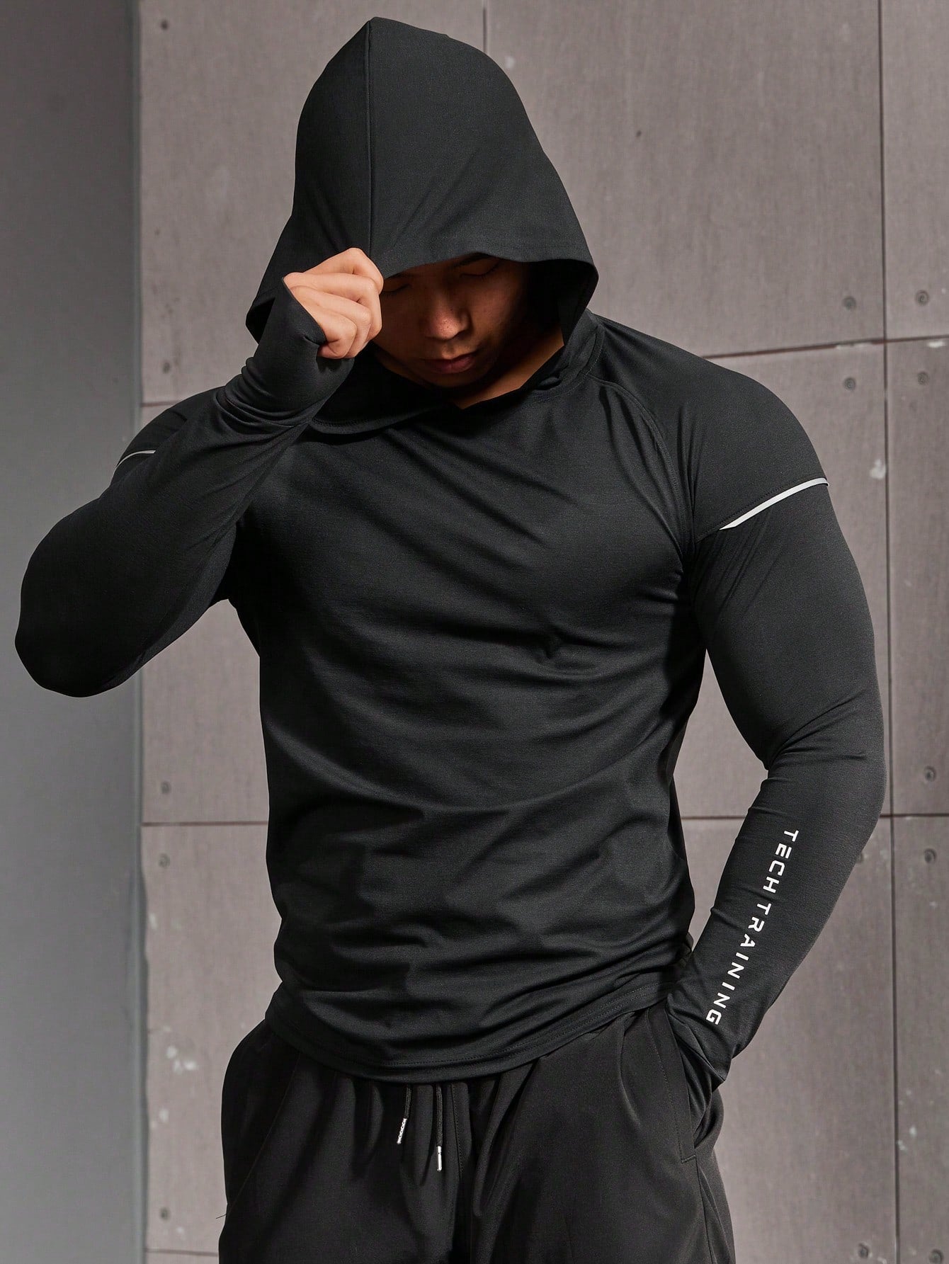 Manfinity Sport Corelite Boyfriend Style Men's Sports Tight Hooded Sweatshirt Hoodie Boyfriend Style Men Sweatshirt