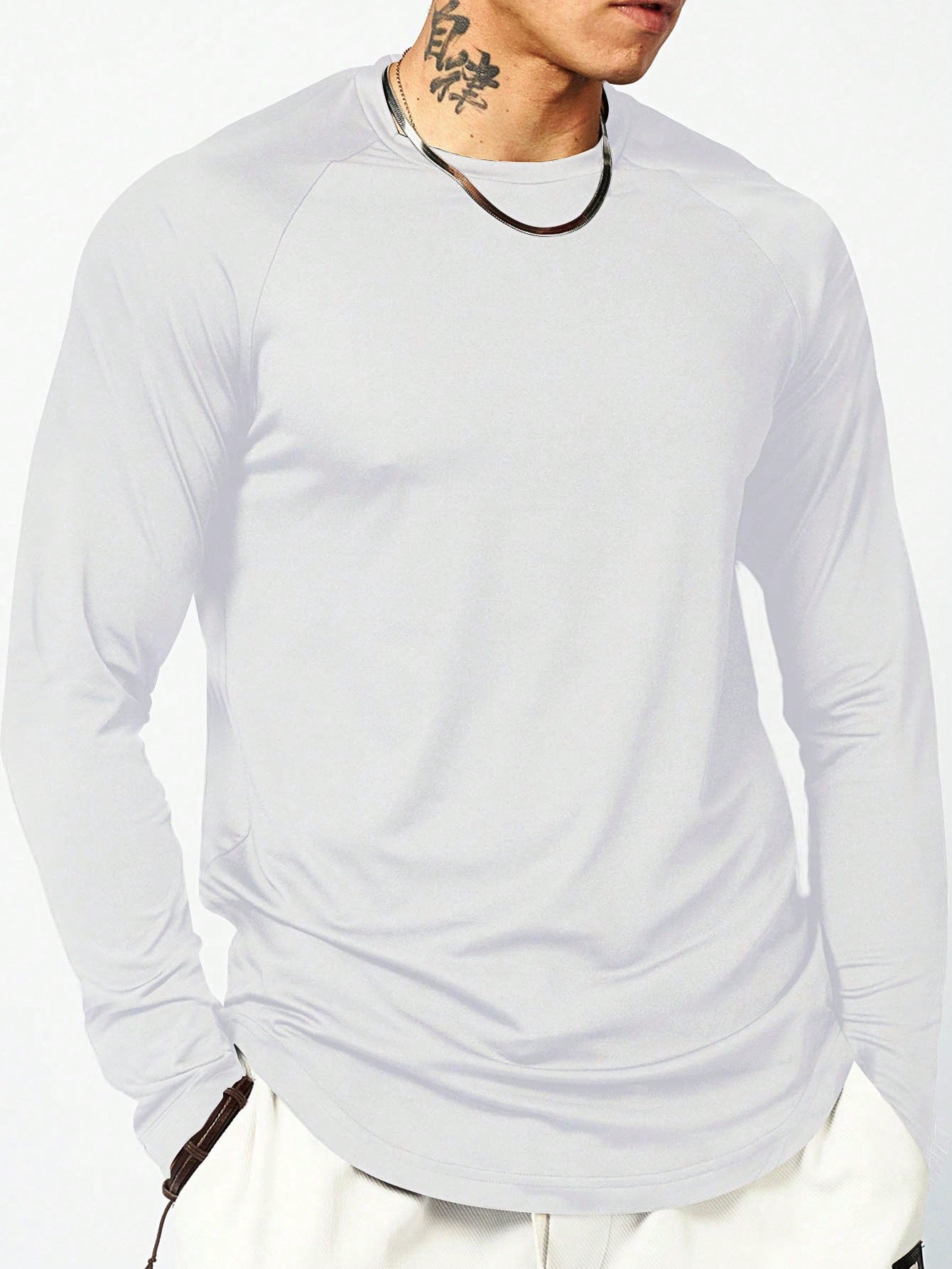 Manfinity Sport Corelite Boyfriend Style Men's Casual Round Neck Long Sleeve Daily Wear T-Shirt