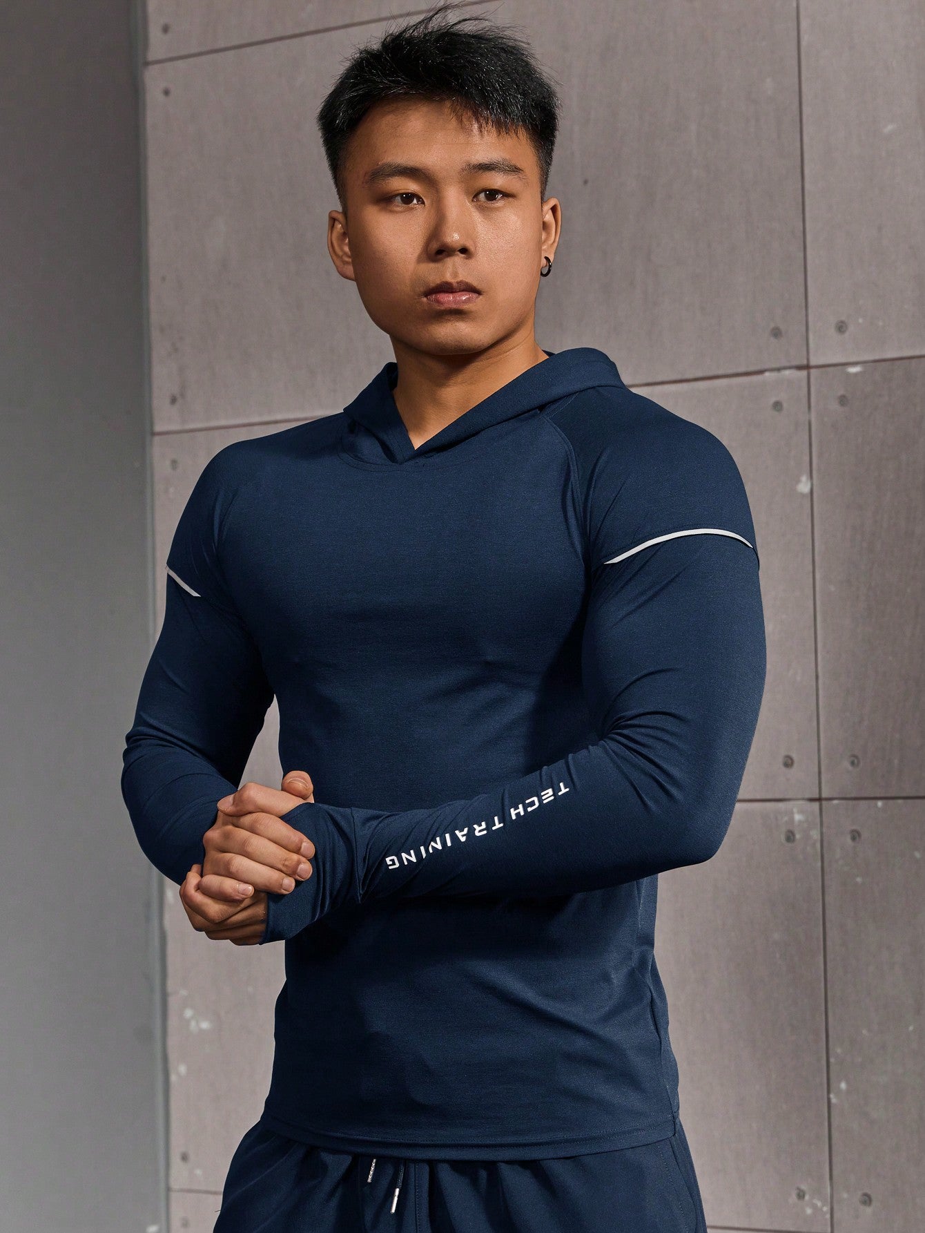 Manfinity Sport Corelite Boyfriend Style Men's Sports Tight-Fitting Hoodie Boyfriend Style Men Sweatshirt