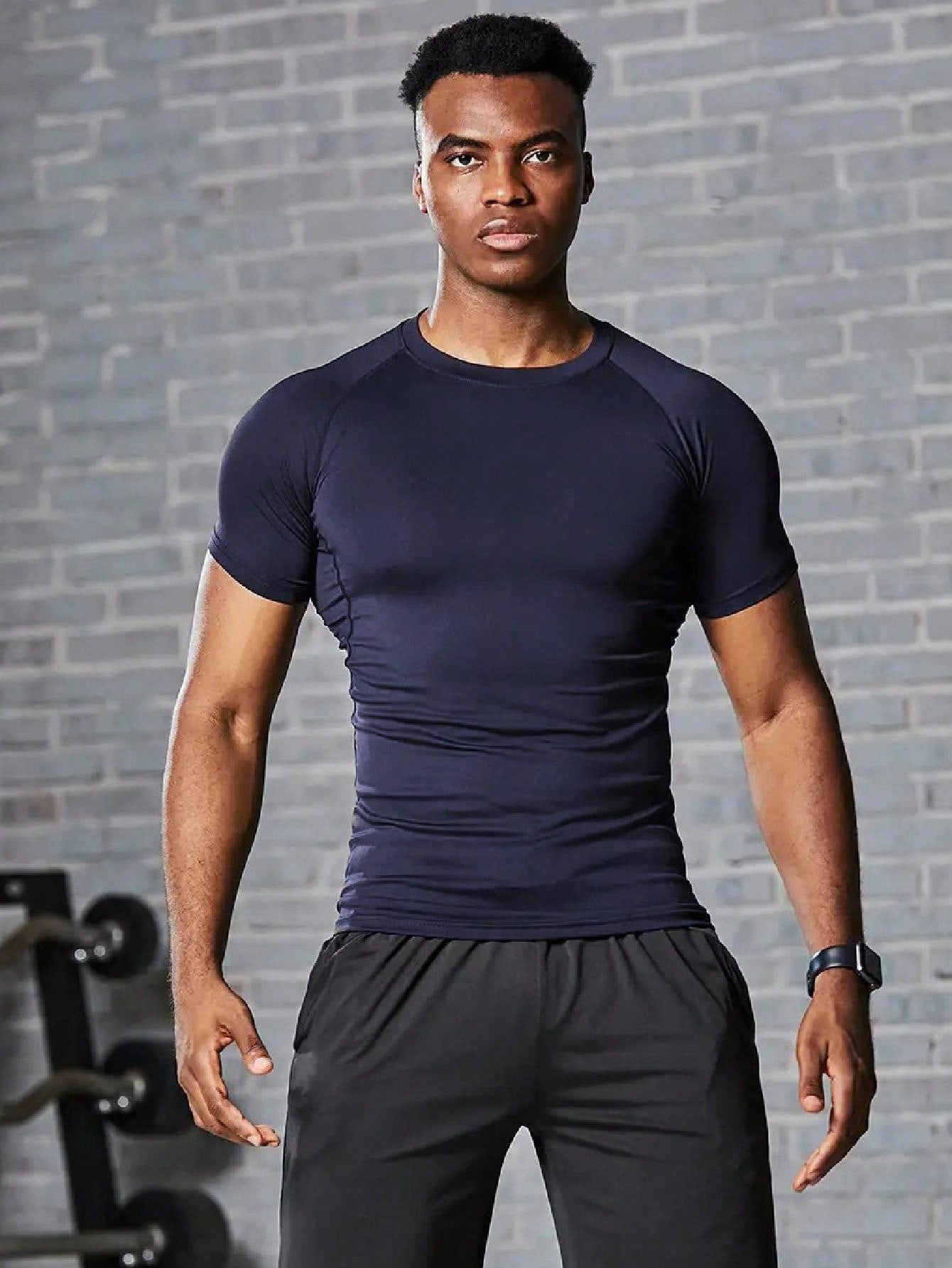 Boyfriend Style Men's Basketball Compression Short Sleeve Shirt, Dry Fit Athletic Training Workout Tee With Moisture Wicking And High Stretch Gym Clothes Boyfriend Style Men Basic T Shirt