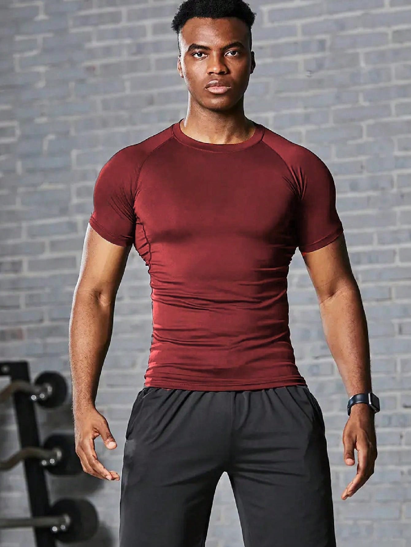 Boyfriend Style Men's Basketball Compression Short Sleeve Shirt, Dry Fit Athletic Training Workout Tee With Moisture Wicking And High Stretch Gym Clothes Boyfriend Style Men Basic T Shirt