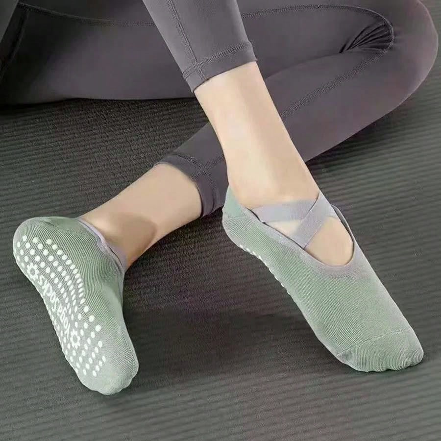 1Pair Professional Women Yoga Socks Silicone Anti-Slip Ballet Pilates Socks Women Backless Breathable Bandage Dance Sports Socks