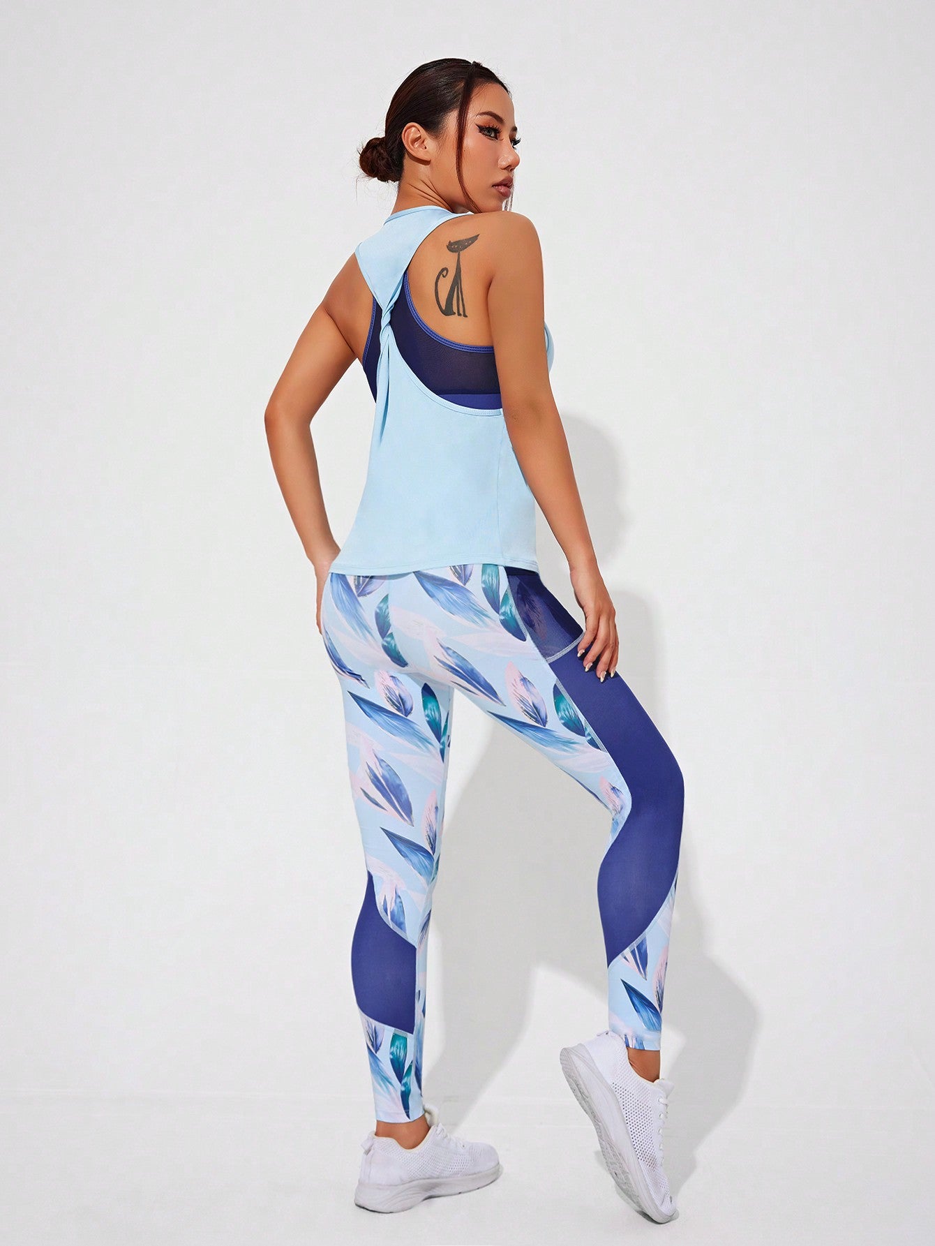 SHEIN Sport Studio Women's Printed Racerback Bra, High Waisted Leggings And Twisted Back Tank Top Athletic Set