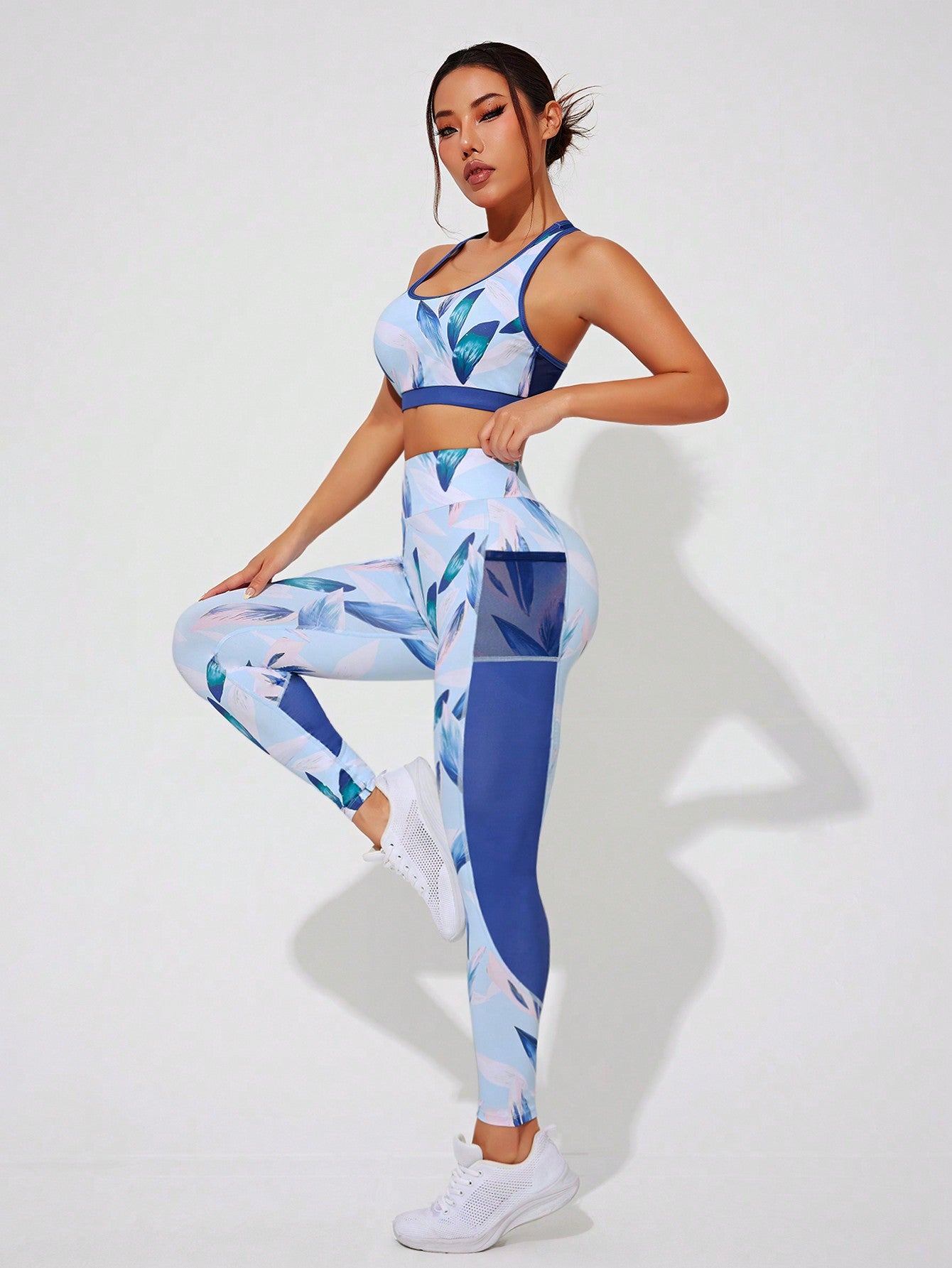 SHEIN Sport Studio Women's Printed Racerback Bra, High Waisted Leggings And Twisted Back Tank Top Athletic Set