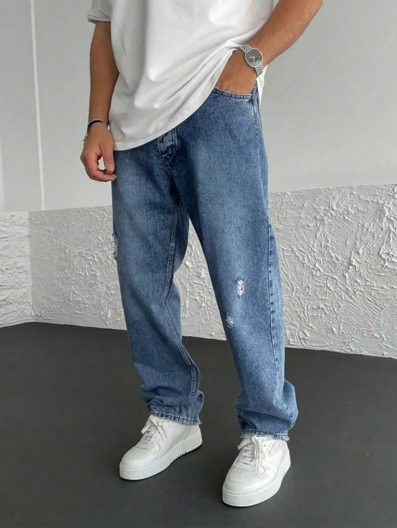 Men Ripped Straight Leg Jeans