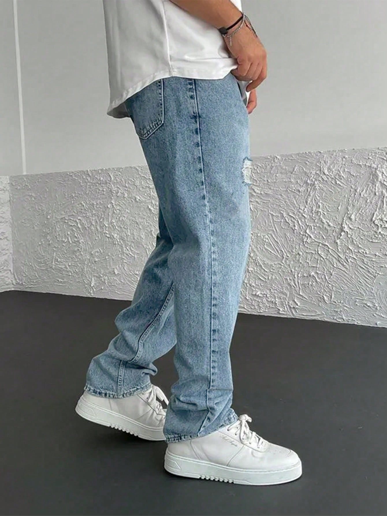 Men Ripped Straight Leg Jeans