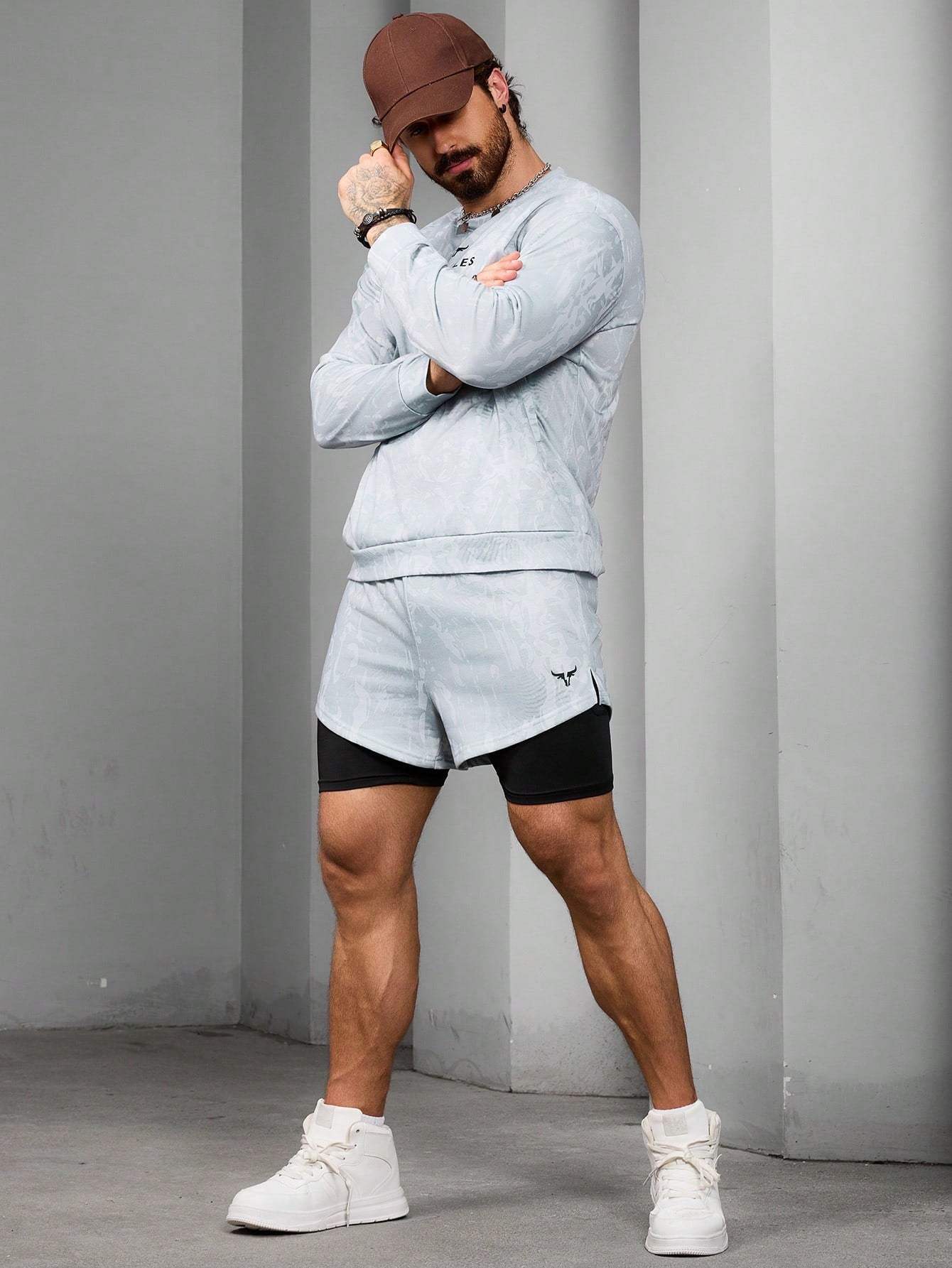 Boyfriend Style Men's Four Seasons Letter Printed Round Neck Sweatshirt And Shorts Casual Sportswear Set Workout Set