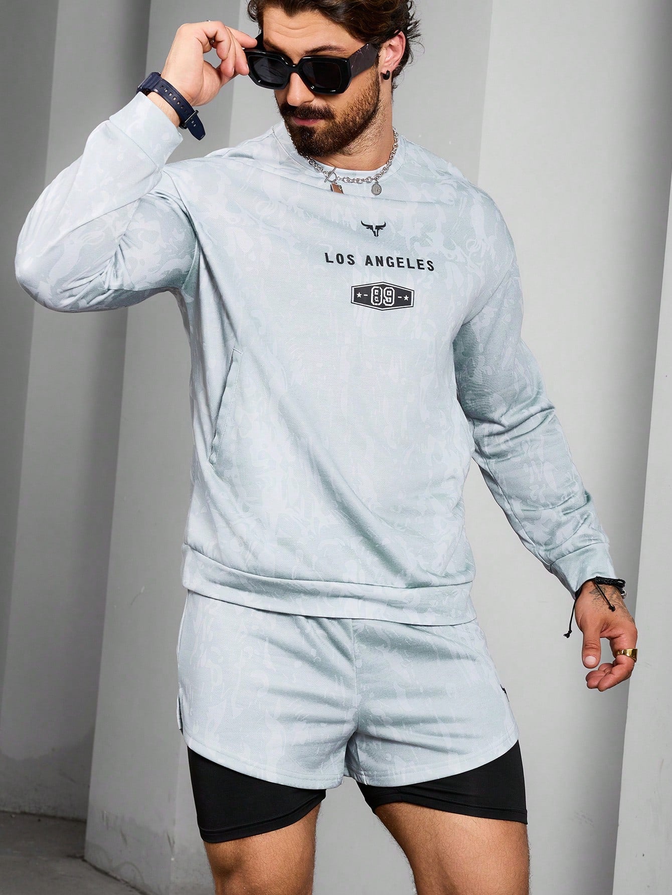 Boyfriend Style Men's Four Seasons Letter Printed Round Neck Sweatshirt And Shorts Casual Sportswear Set Workout Set