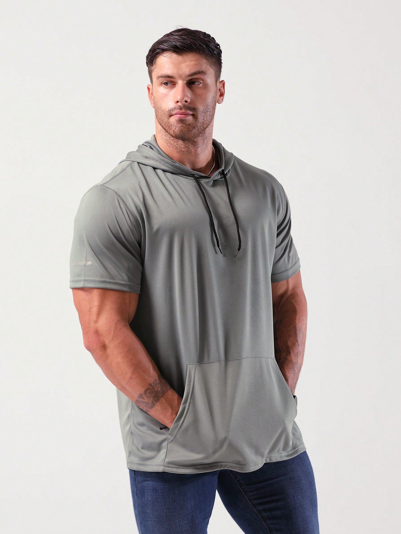 Boyfriend Style Men's Hooded Workout T-Shirts Dry Fit Moisture Wicking Short Sleeve Mesh Athletic T-Shirts