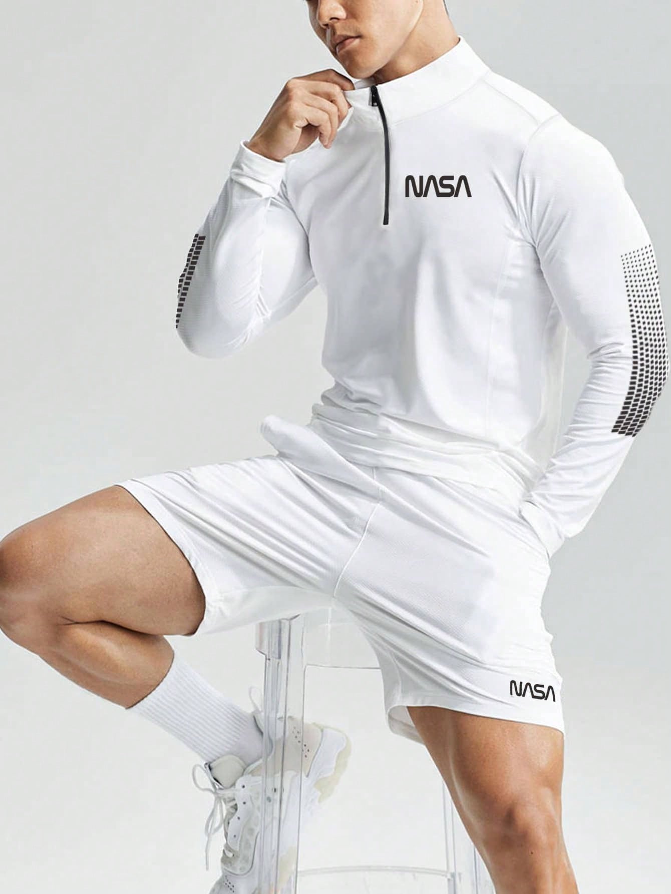 Manfinity Sport Corelite Boyfriend Style Men Shorts Set Boyfriend Style Men's Letter Print Half-Zipper Long Sleeve Top And Shorts Sports Set, Athletic Suit, Tracksuit Workout Set Workout Sets