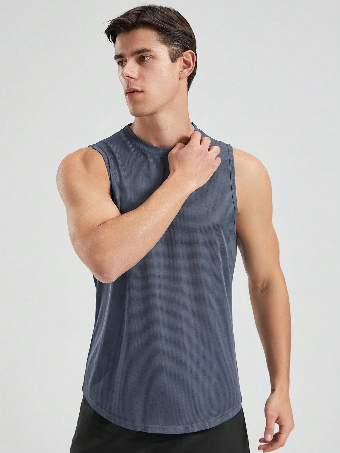 Men's Sleeveless Workout Tank Top, Lightweight Quick-Dry Athletic T-Shirt For Fitness