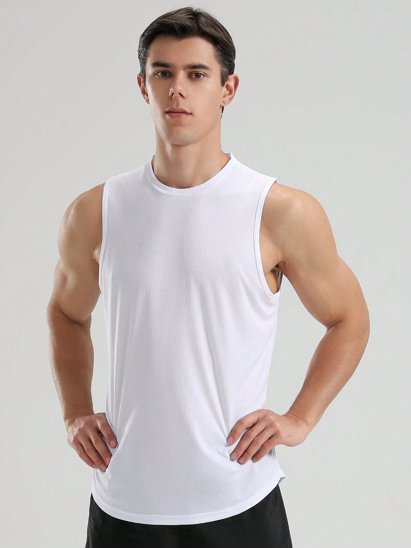 Men's Sleeveless Workout Tank Top, Lightweight Quick-Dry Athletic T-Shirt For Fitness