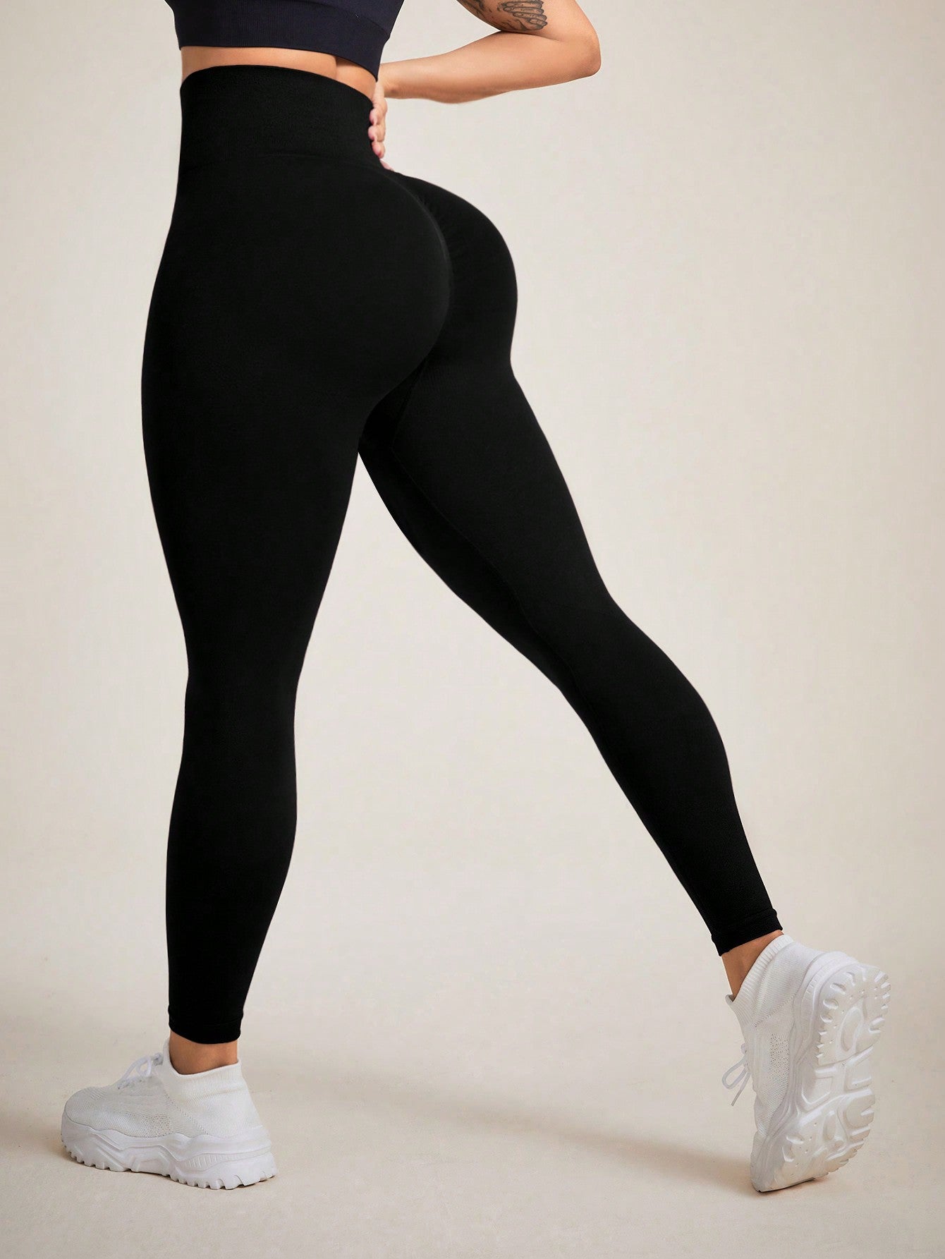 Sport Studio Simple Daily Wear High Elastic Seamless Sports Leggings