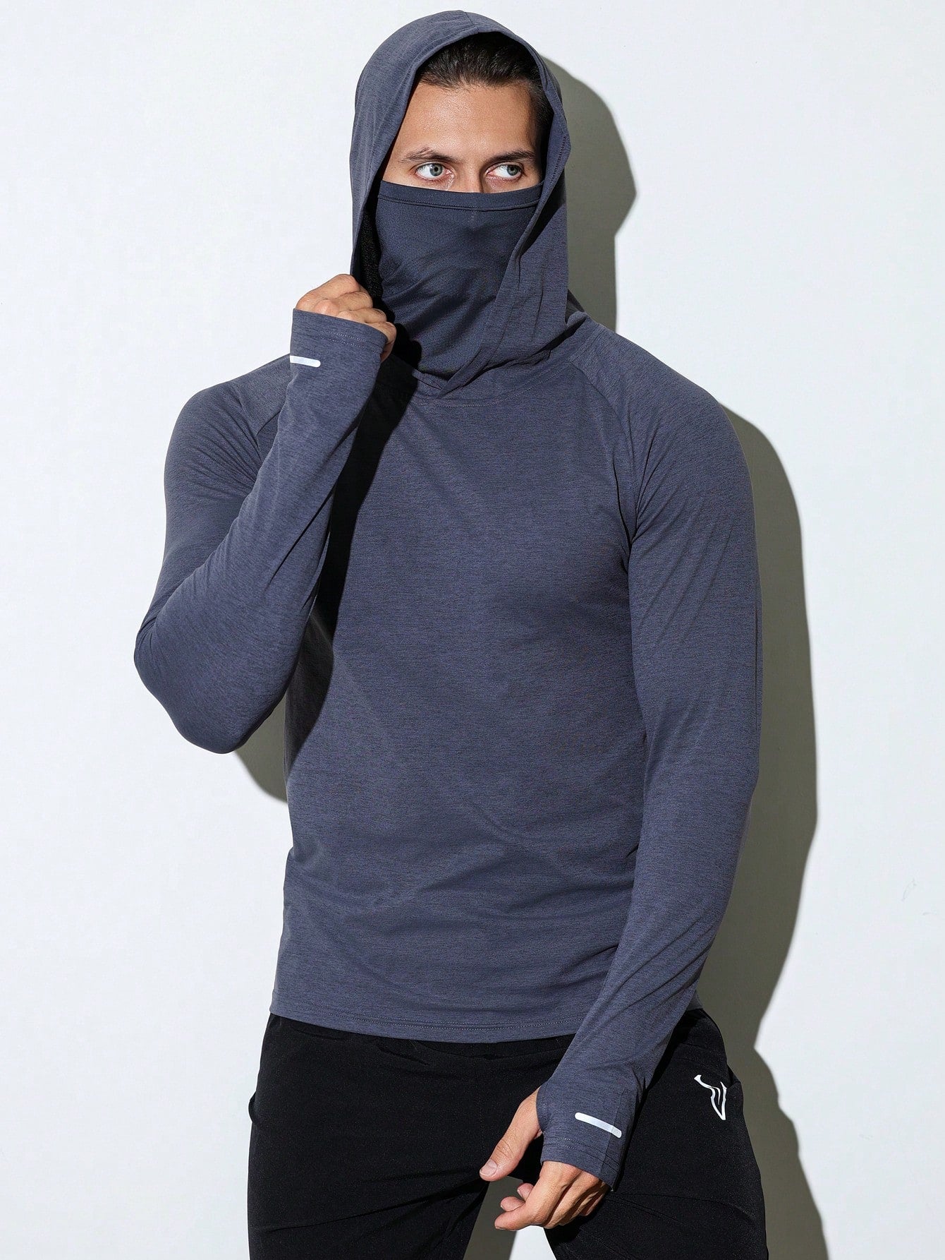 Manfinity Boyfriend Style Men's Solid Color Hooded Finger Sleeve Leisure Sports Sweatshirt Boyfriend Style Men Sweatshirt Balaclava Hoodieninja Hoodiemaskert Active Wearturtle Neck Top Menturtle Neck Long Sleeve Men