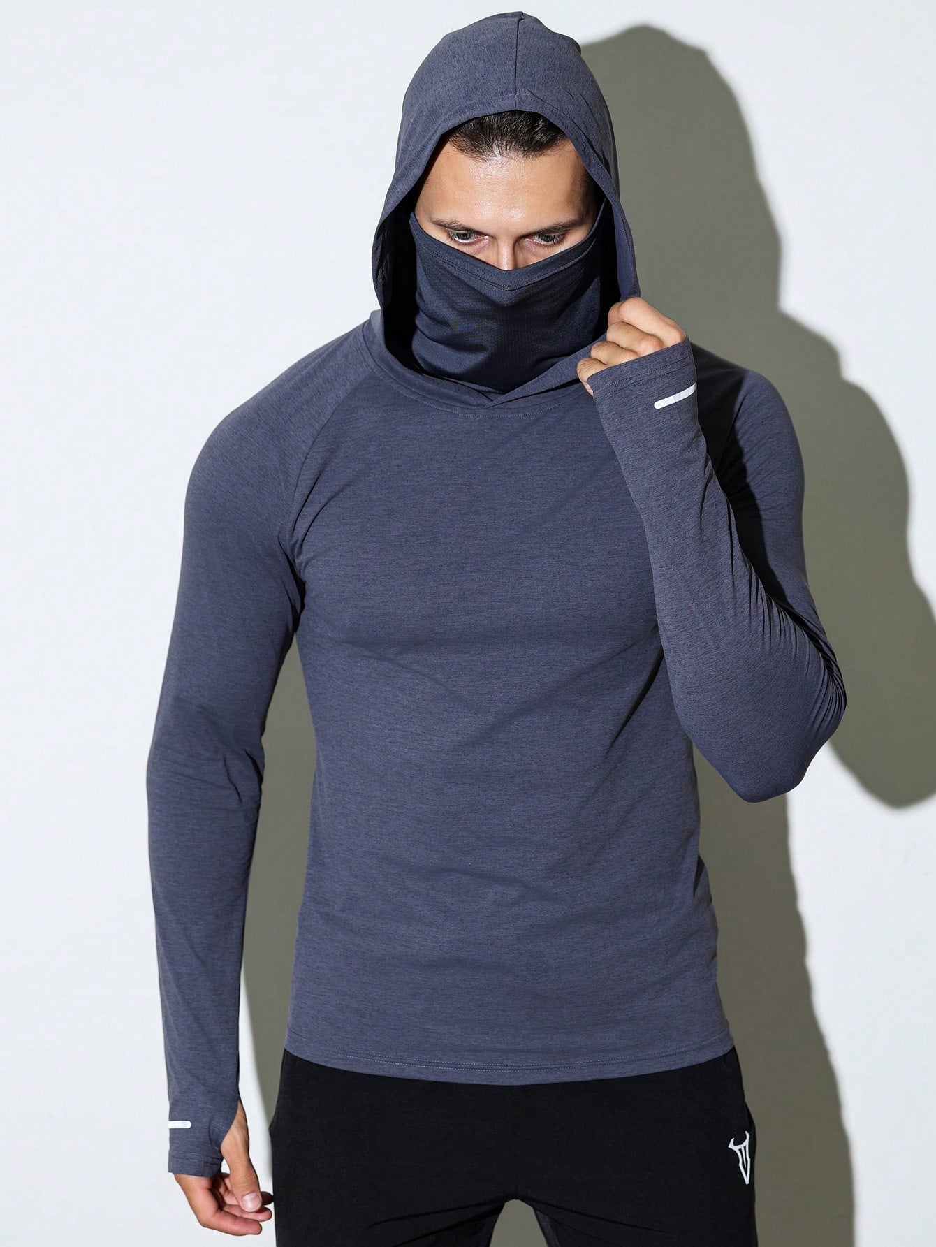 Manfinity Boyfriend Style Men's Solid Color Hooded Finger Sleeve Leisure Sports Sweatshirt Boyfriend Style Men Sweatshirt Balaclava Hoodieninja Hoodiemaskert Active Wearturtle Neck Top Menturtle Neck Long Sleeve Men