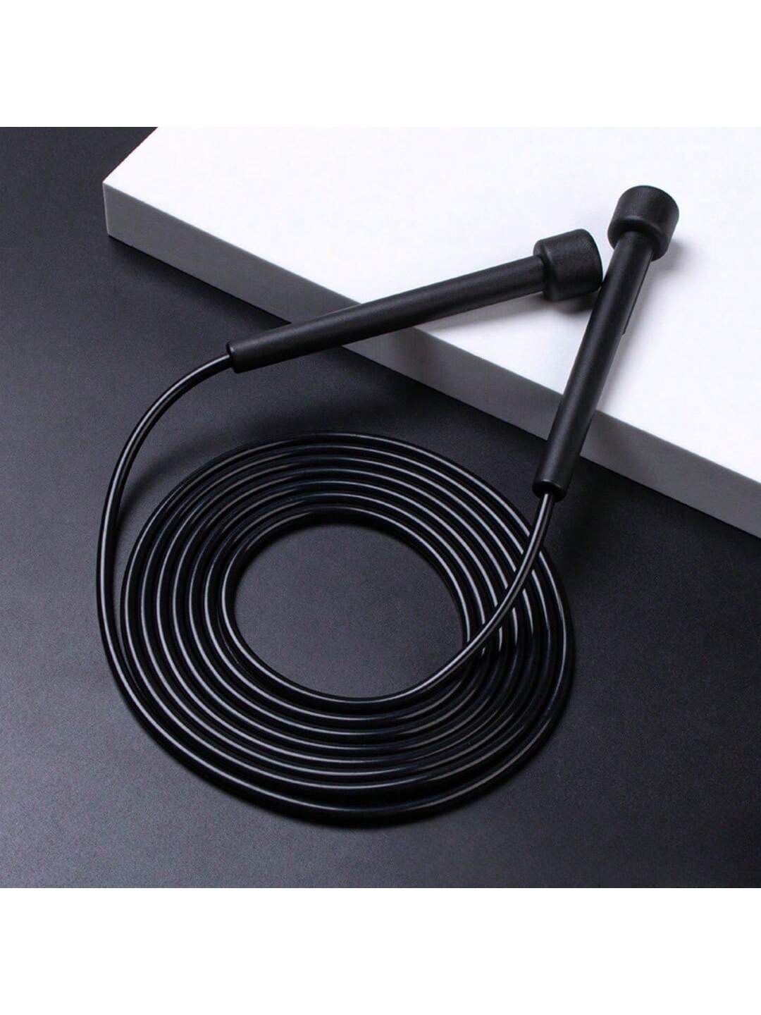 Adjustable Jump Rope, Suitable For Speed Skipping. Approximately 280cm/110.23in Long, Lightweight, Suitable For Women And Men. Fitness Jump Rope For Exercise And Women's Workouts.