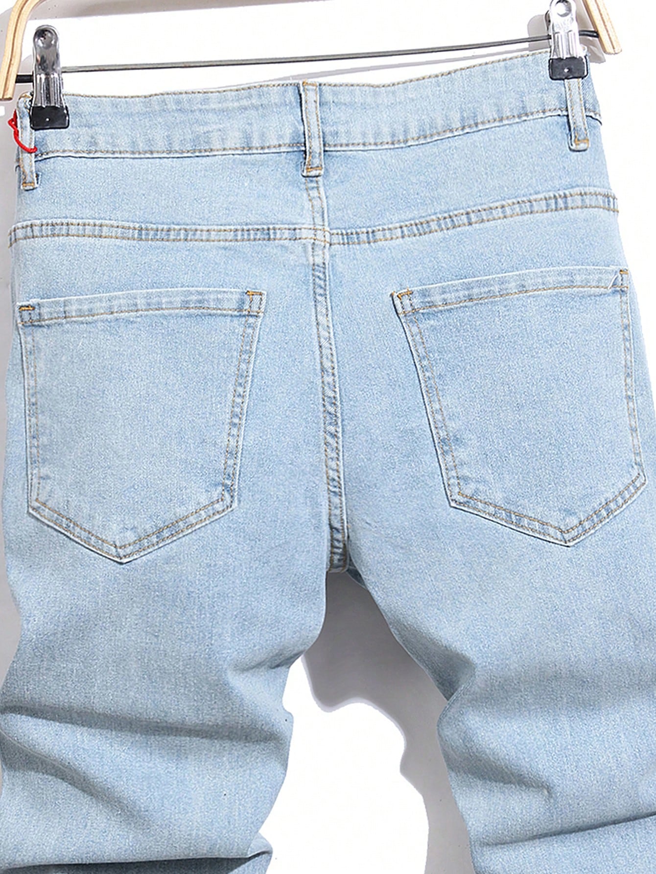Manfinity LEGND Men's Distressed Slim-Fit Casual Denim Jeans With Pockets