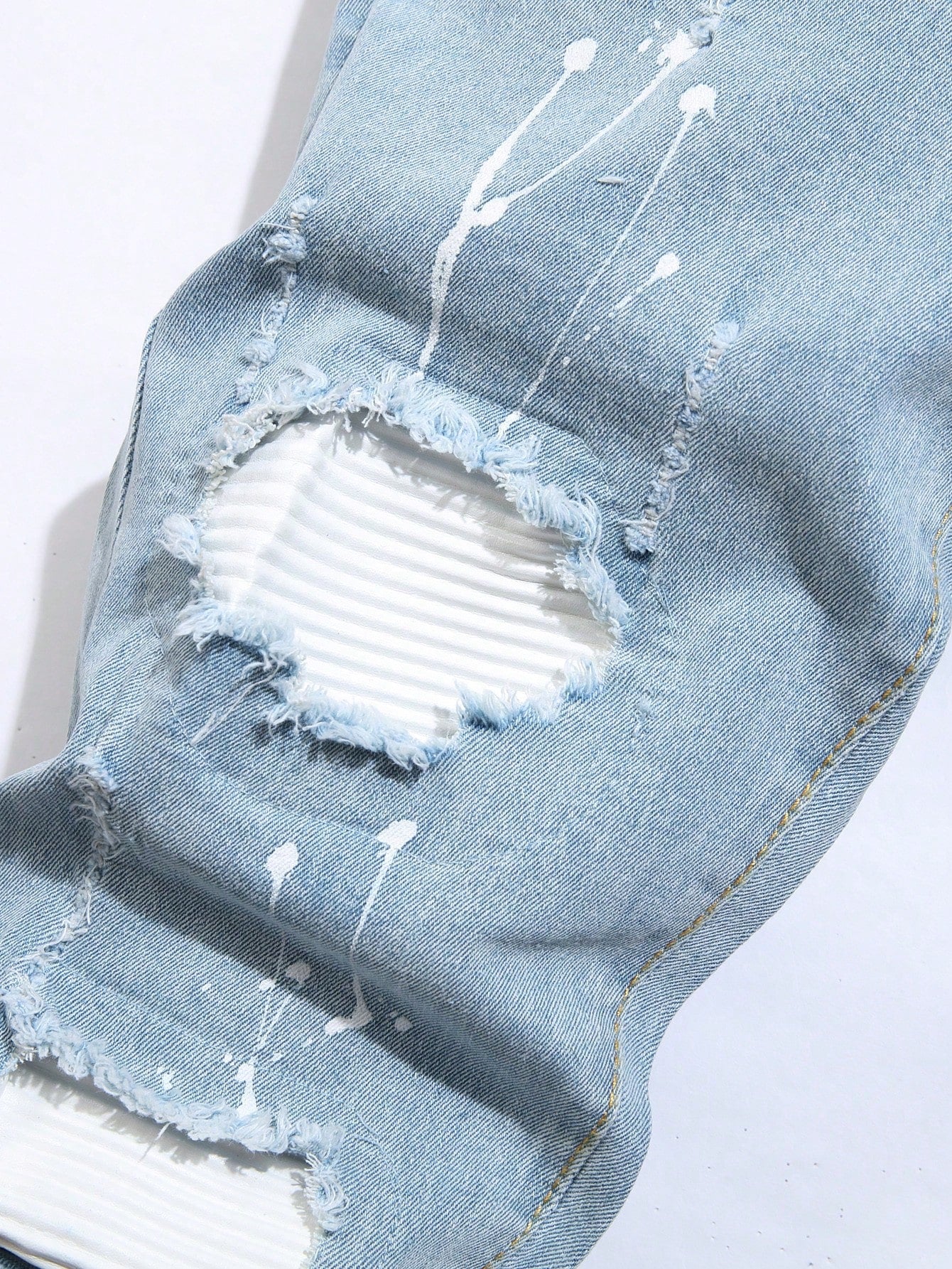 Manfinity LEGND Men's Distressed Slim-Fit Casual Denim Jeans With Pockets