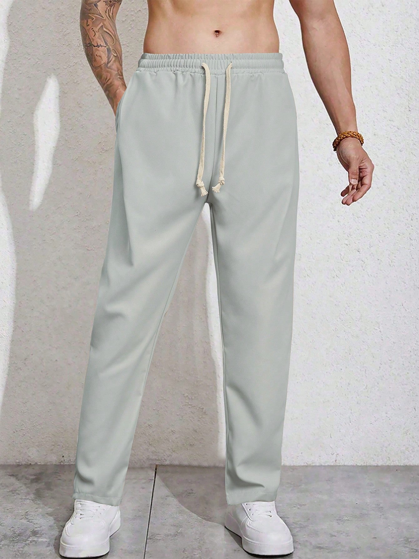 Manfinity Hypemode Men Casual Drawstring Waist Tapered Pants Straight Leg Long Carrot Plain Going Out