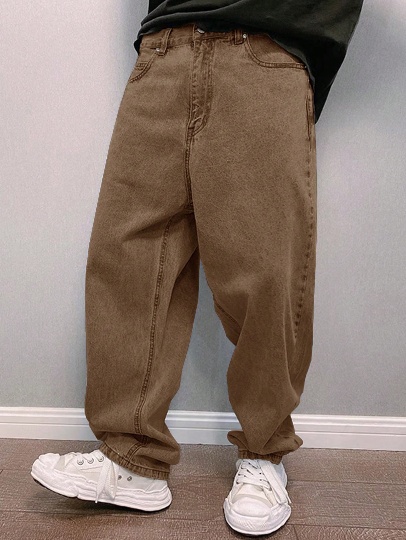Manfinity Hypemode Loose Fit Men's Straight Leg Jeans With Slant Pockets Baggy Oversize Long Washed Skater Jean Cargo Plain Light Blue Going Out Y2K Friends