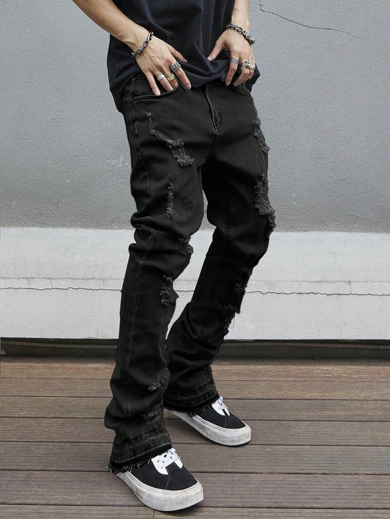 Manfinity LEGND Tight Flare Hem Full Length Distressed Pockets Plain Color Denim Jeans
