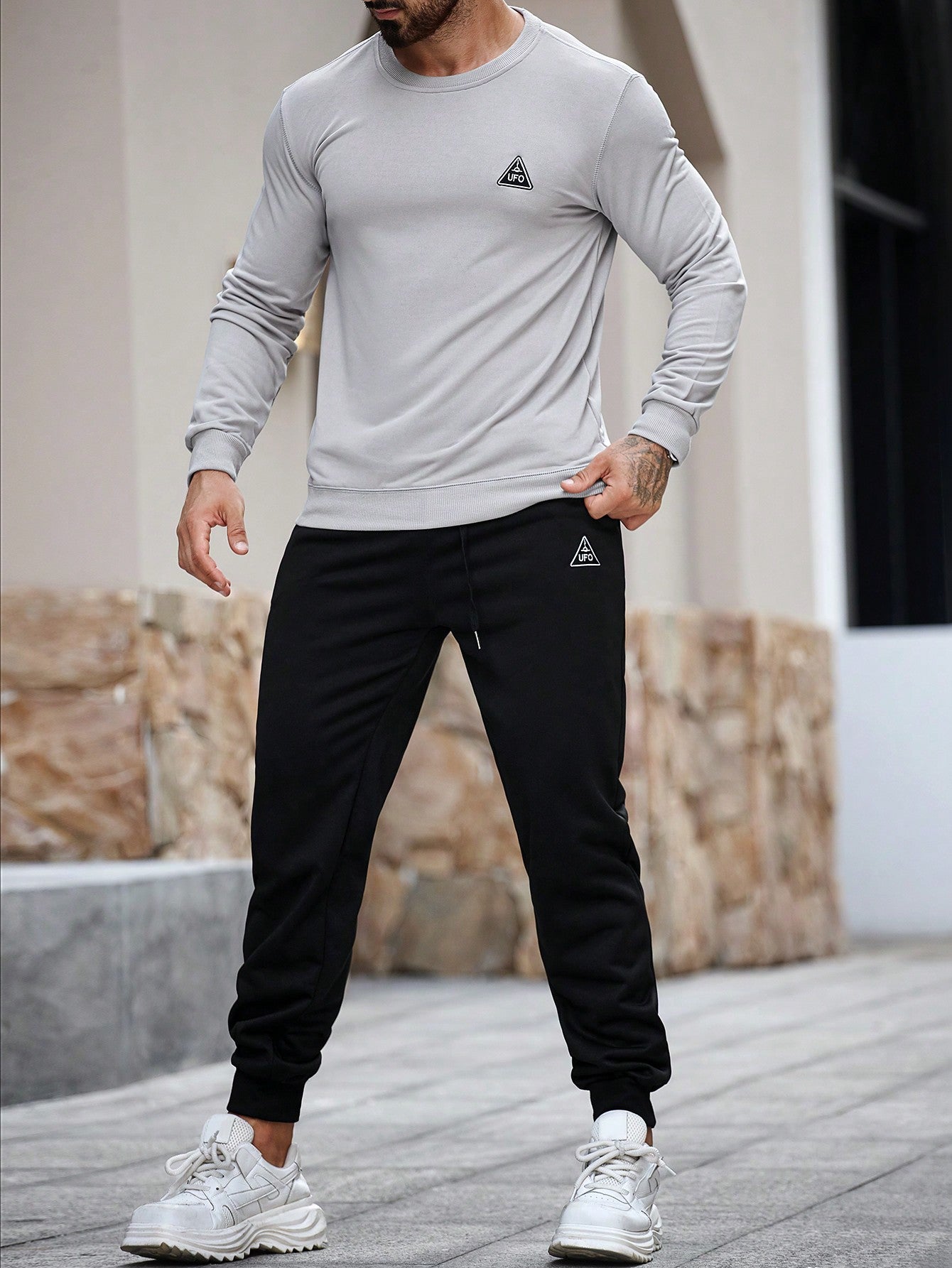 Manfinity Homme 2pcs/Set Men Long Sleeve Crew Neck Patched Sweatshirt And Drawstring Pants, Autumn